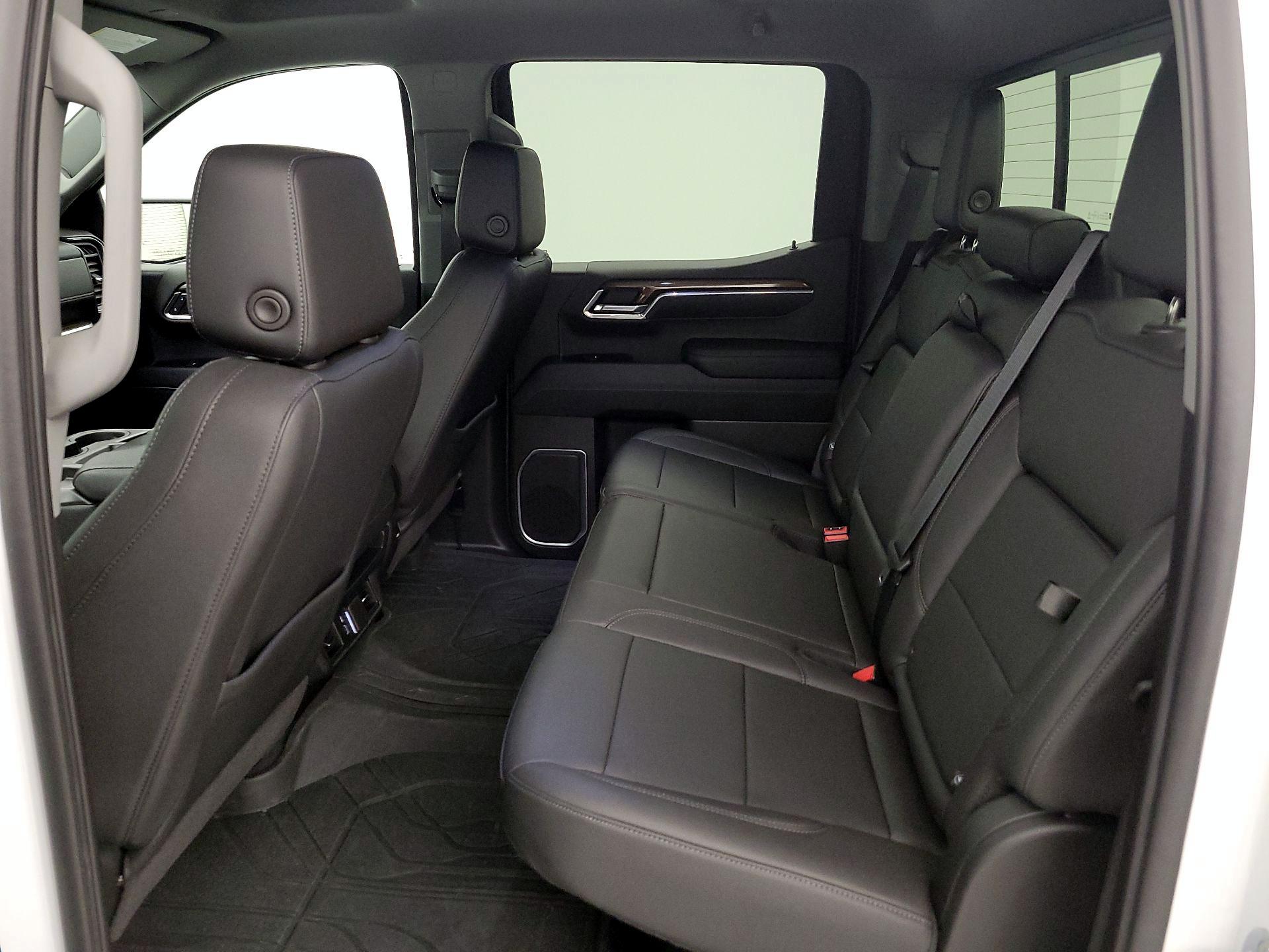 Thumbnail: 2022 Chevrolet Silverado 1500 - 19