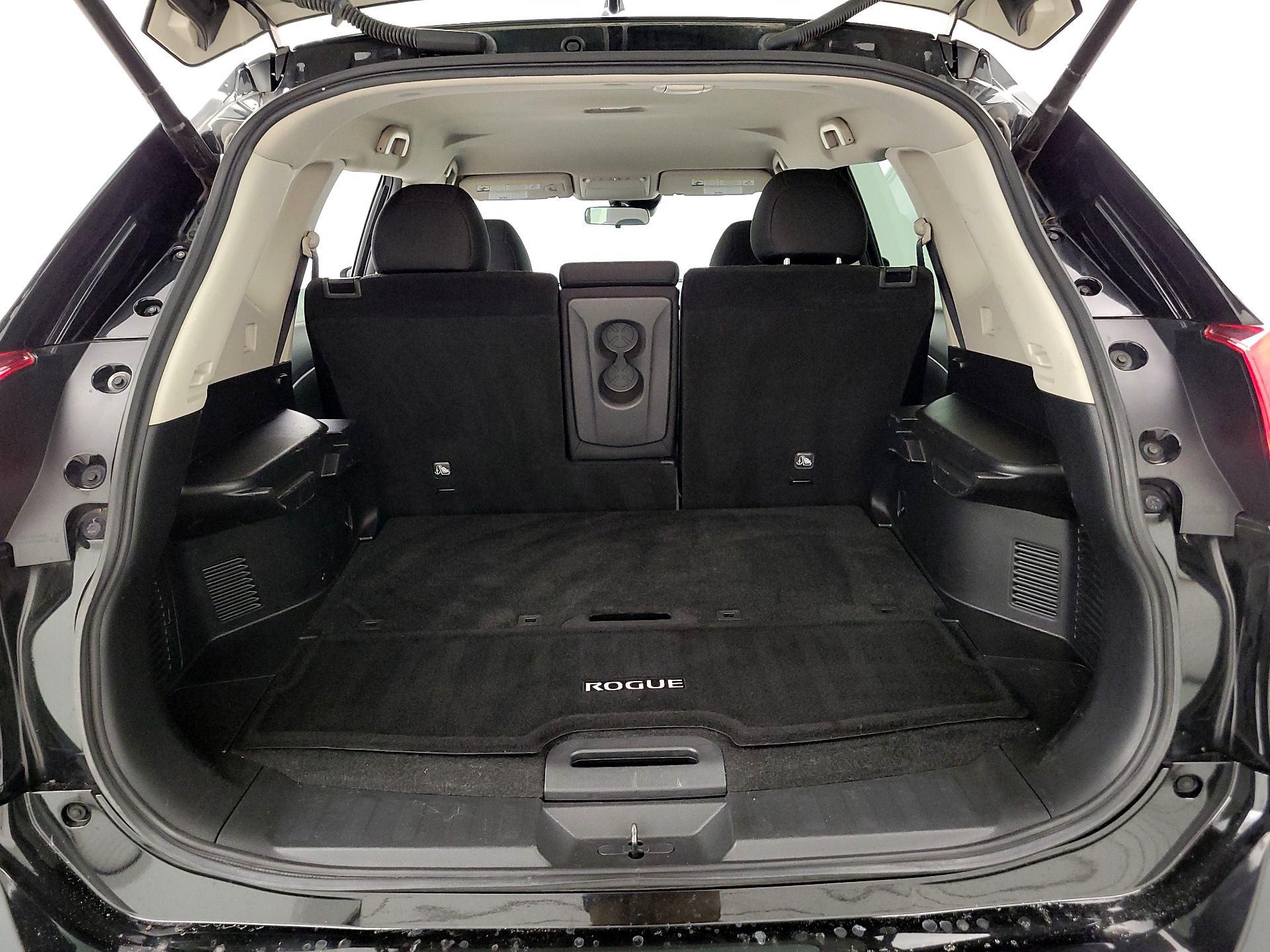 Thumbnail: 2019 Nissan Rogue - 20