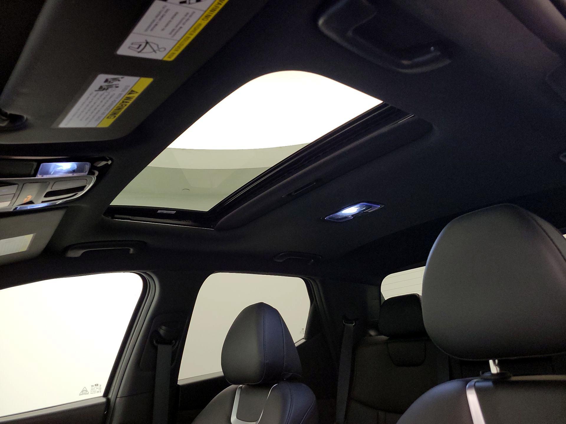 Thumbnail: 2023 Hyundai Santa Cruz - 20