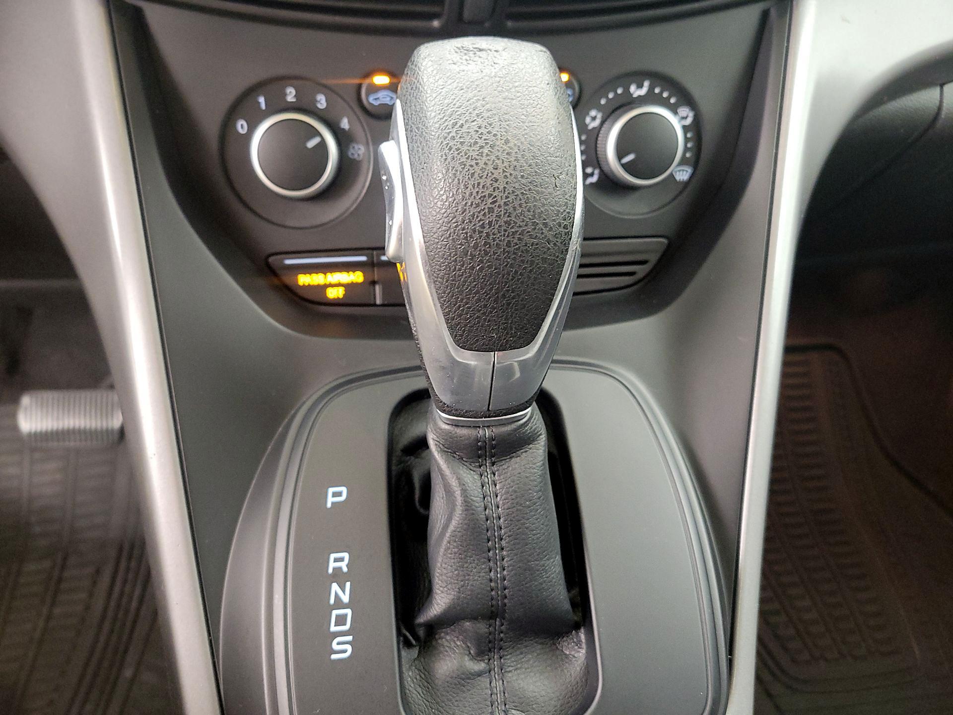 Thumbnail: 2016 Ford Escape - 16