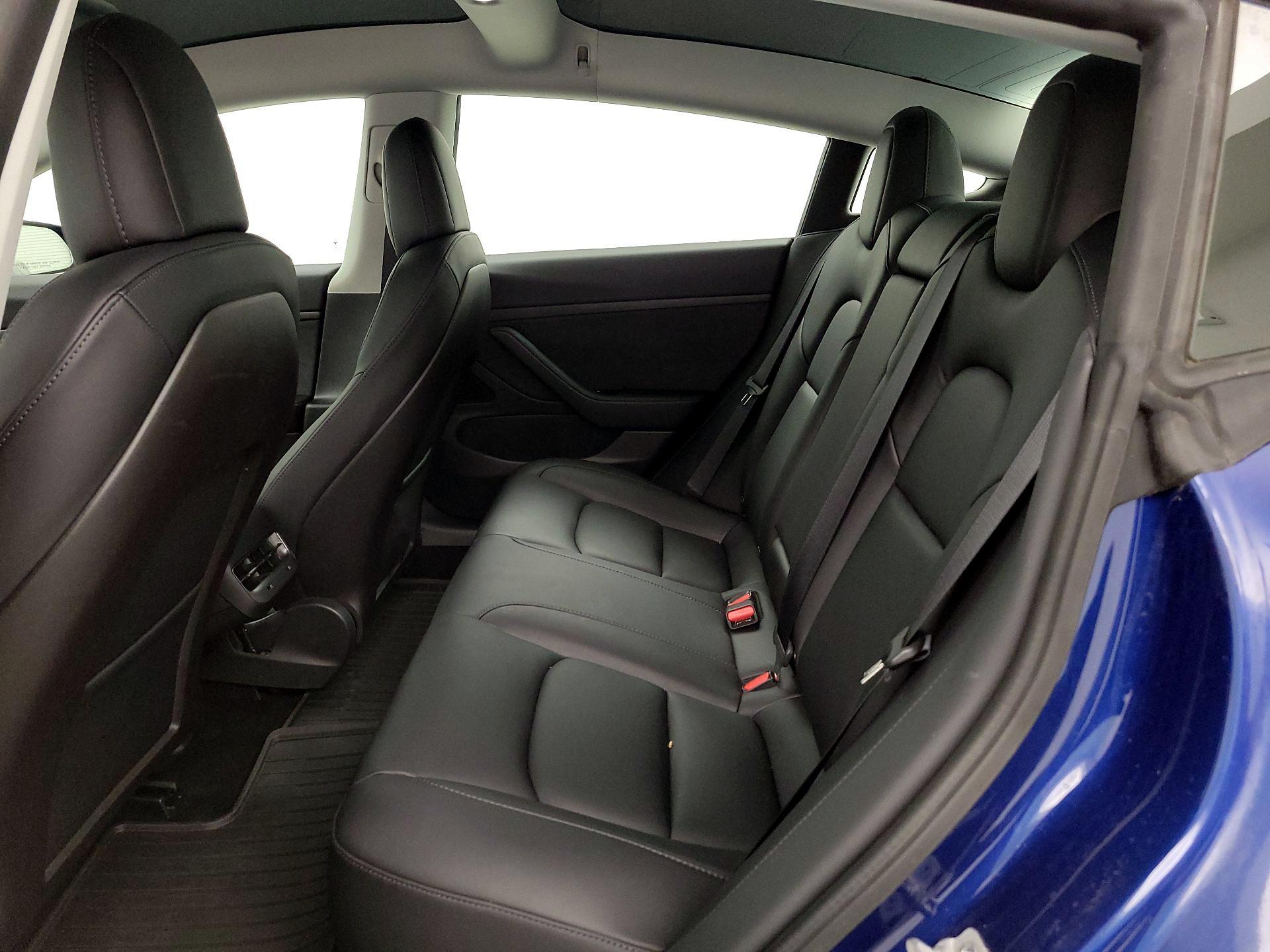 Thumbnail: 2020 Tesla Model 3 - 19