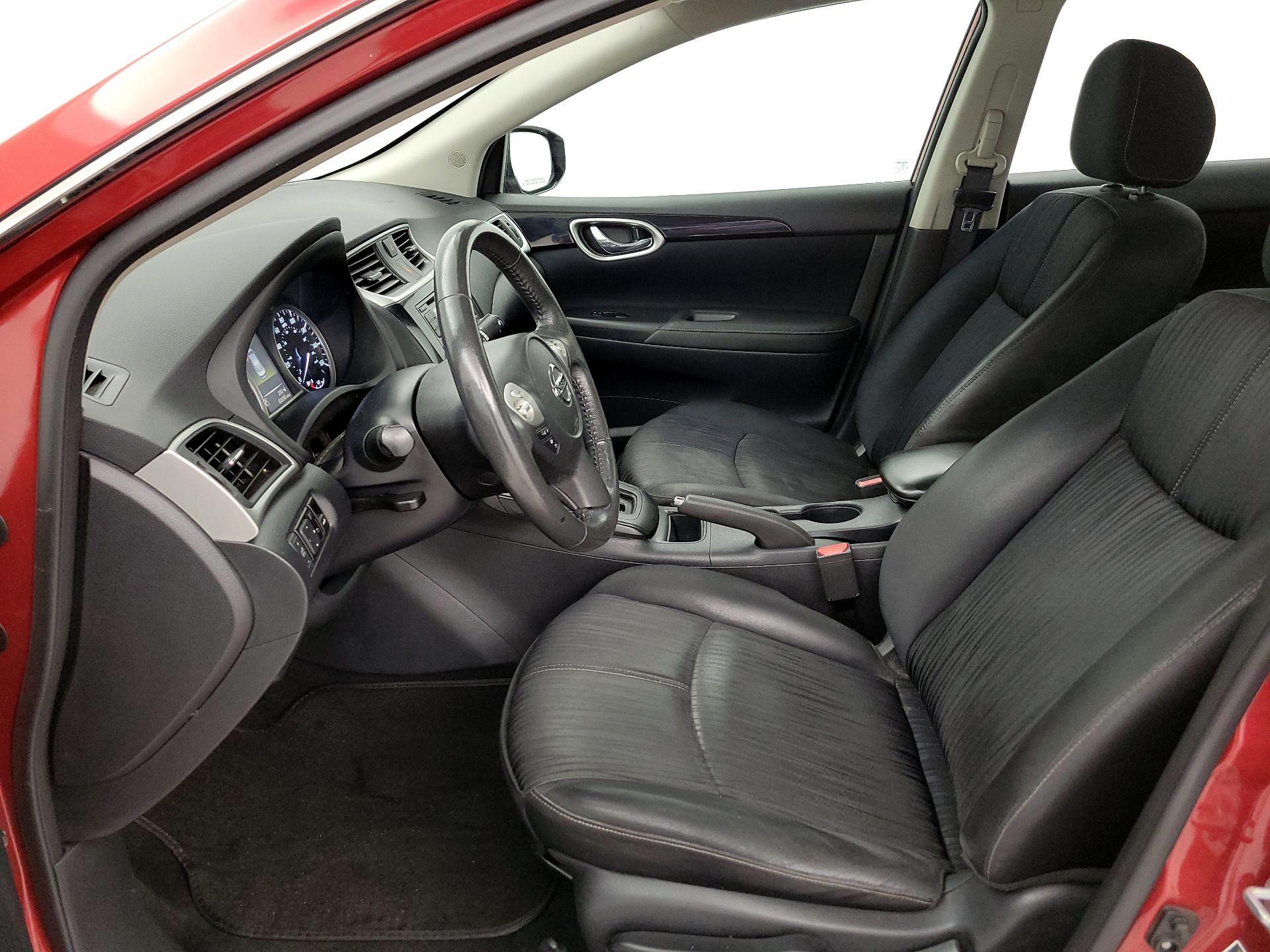 Thumbnail: 2017 Nissan Sentra - 11