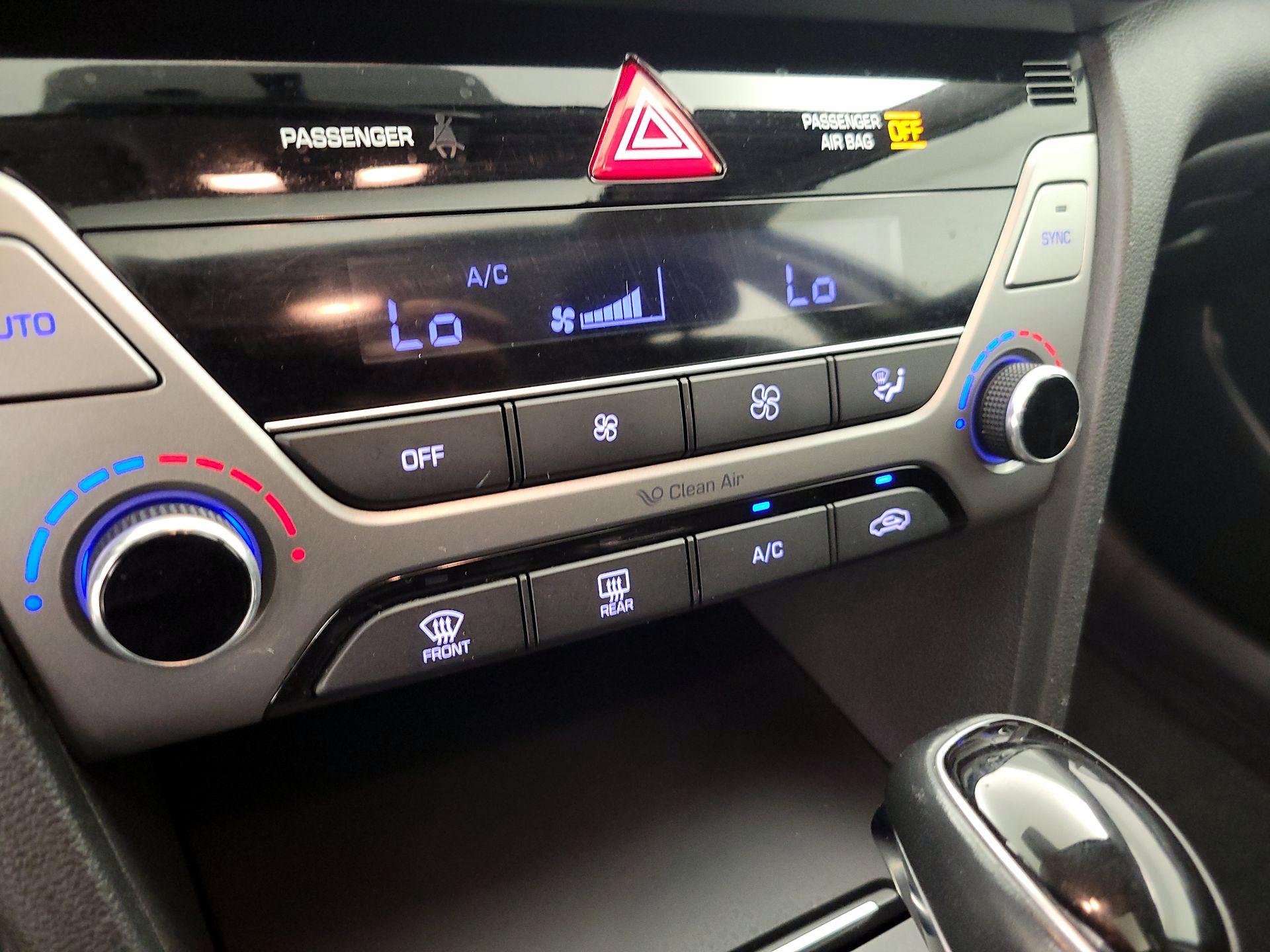 Thumbnail: 2018 Hyundai Elantra - 16
