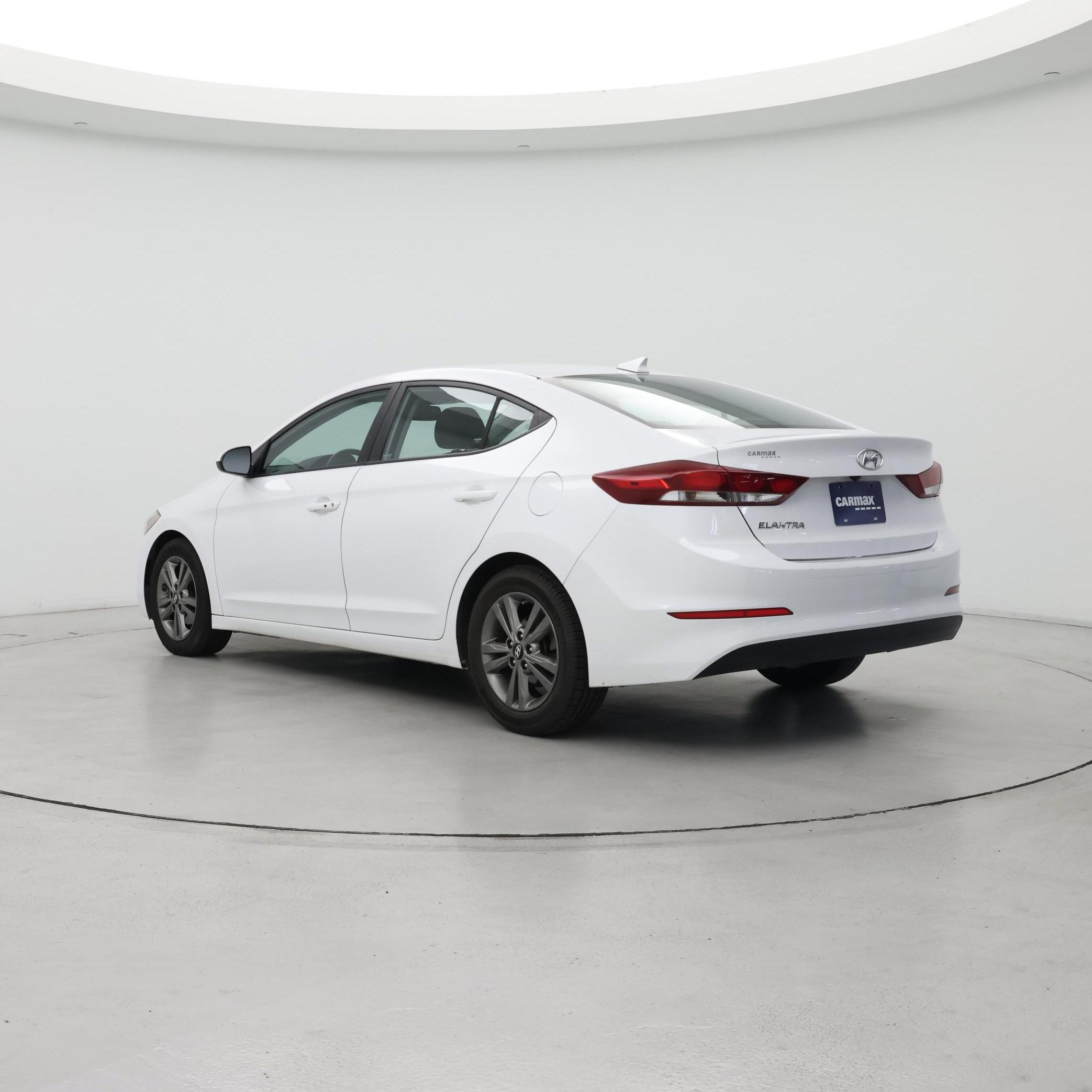 Thumbnail: 2018 Hyundai Elantra - 2