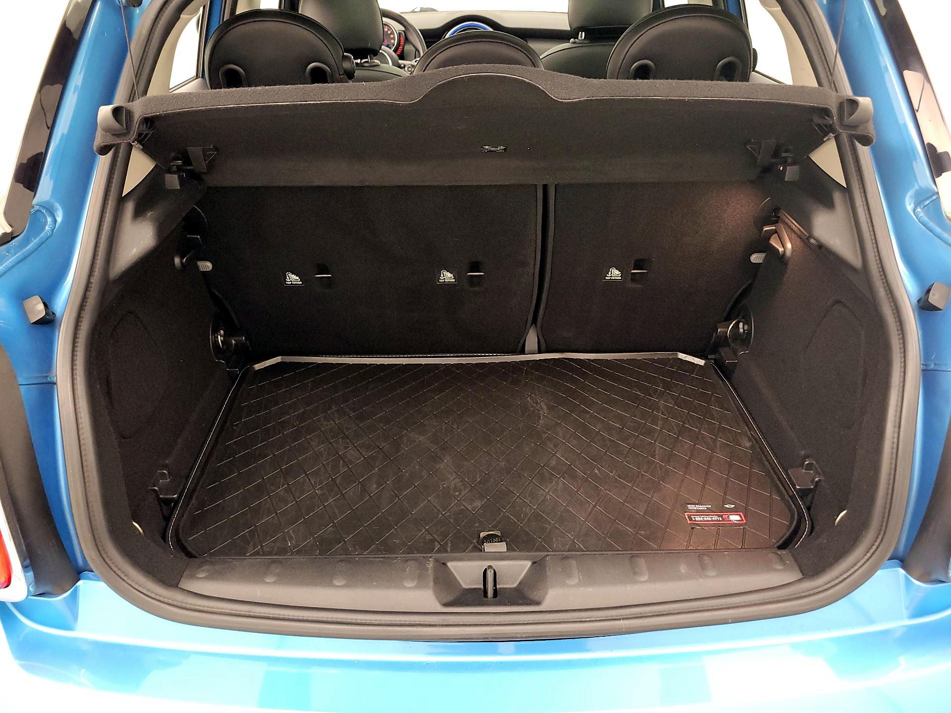 Thumbnail: 2016 MINI Cooper Hardtop - 20