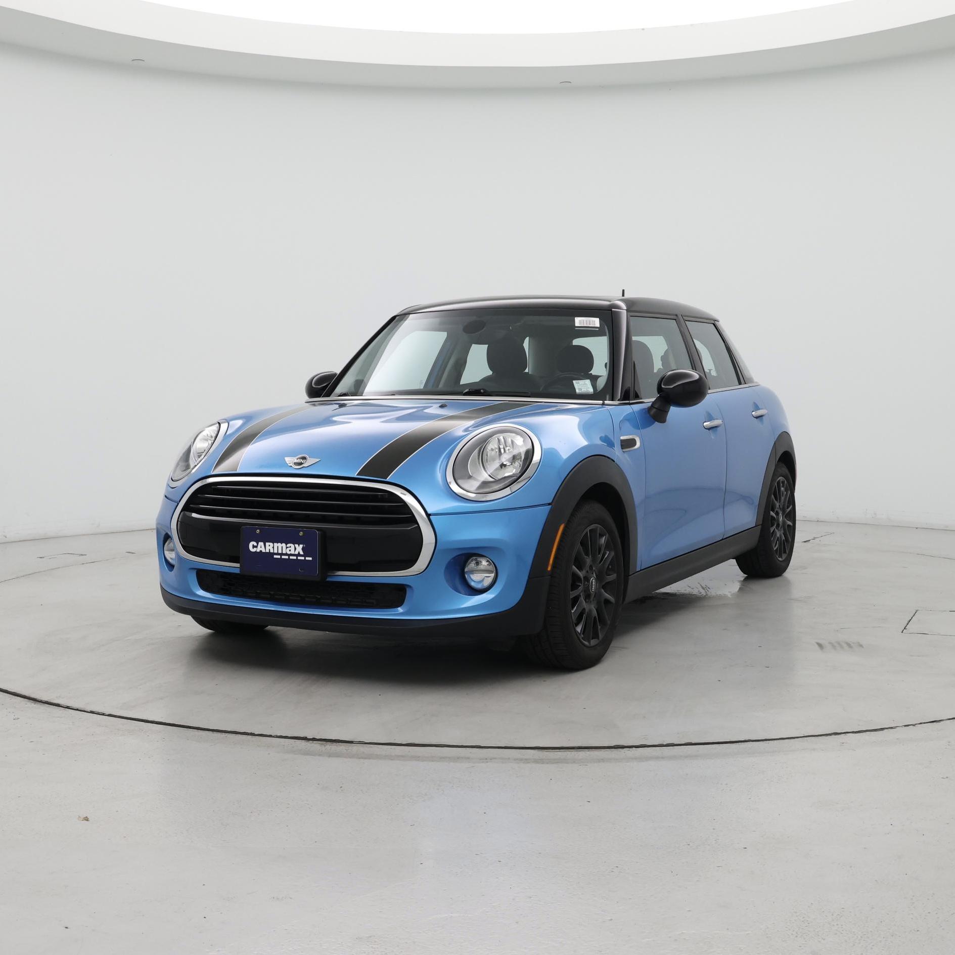 Thumbnail: 2016 MINI Cooper Hardtop - 4