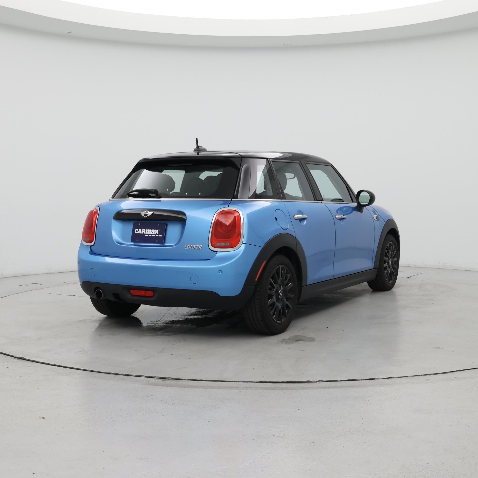 Thumbnail: 2016 MINI Cooper Hardtop - 8