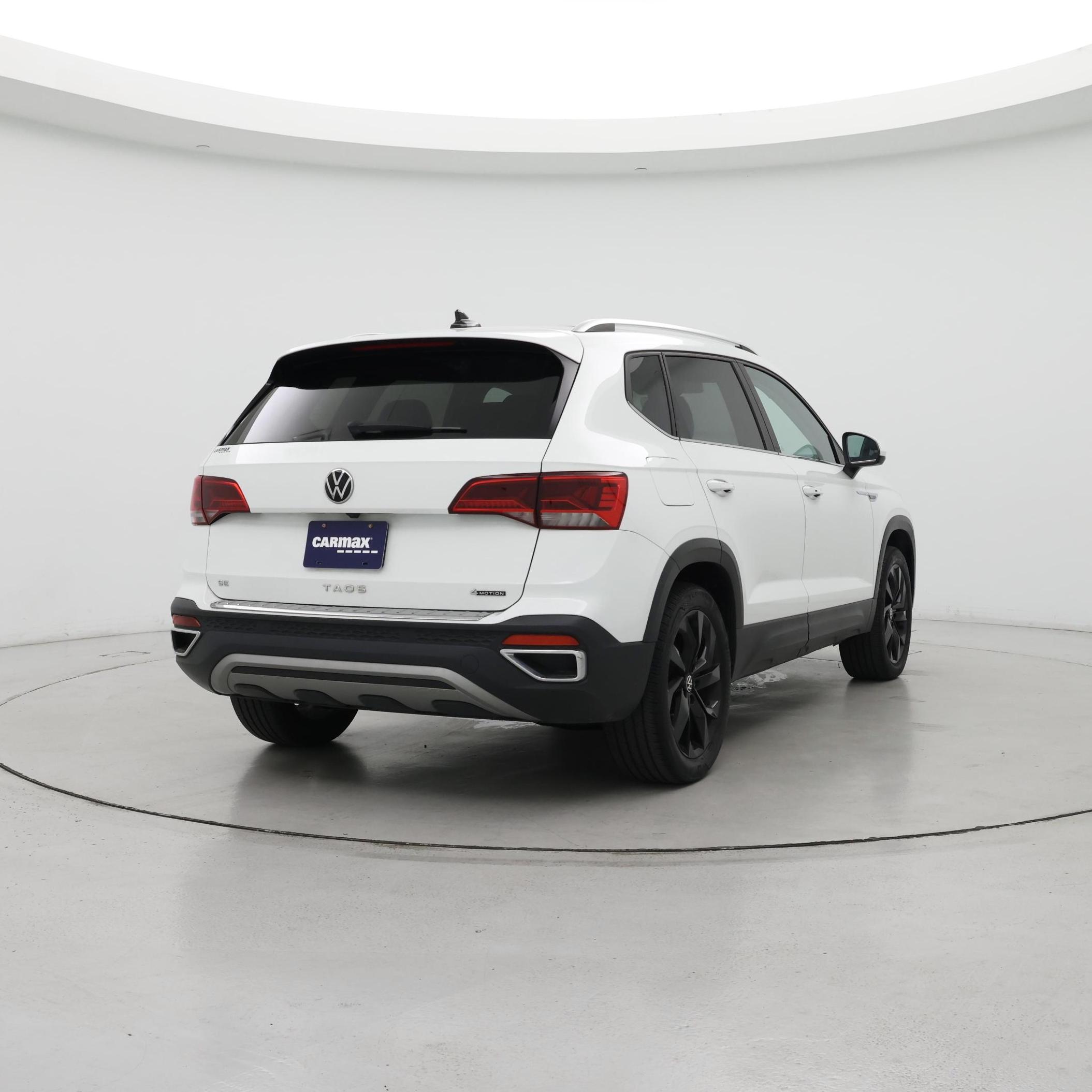 Thumbnail: 2022 Volkswagen Taos - 8
