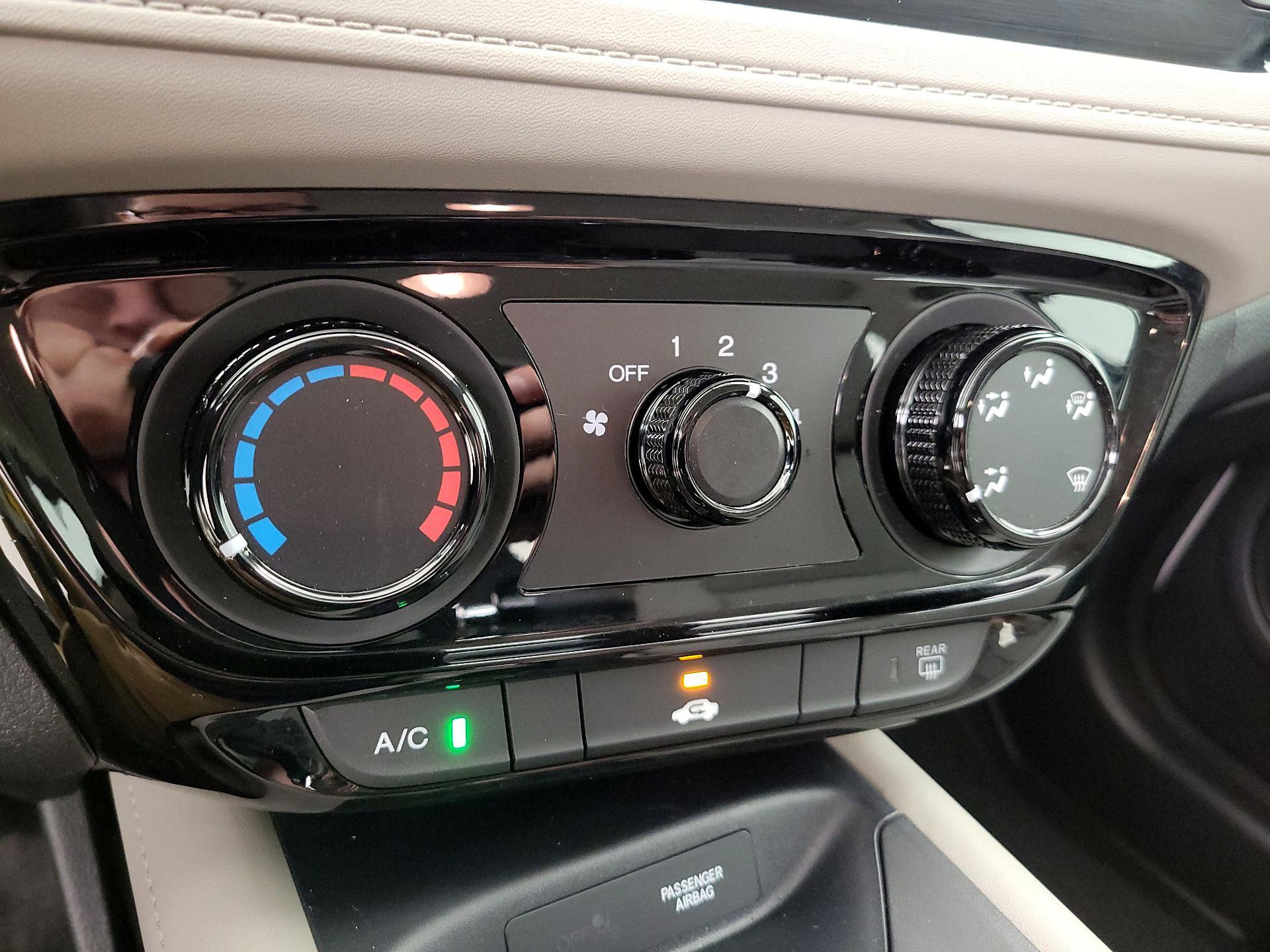 Thumbnail: 2019 Honda HR-V - 16