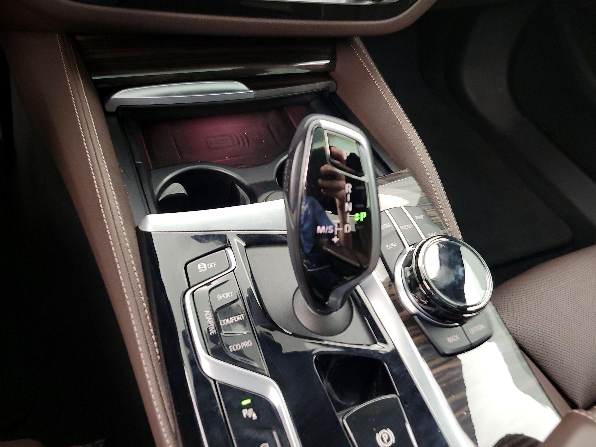 Thumbnail: 2021 BMW 5 Series - 18