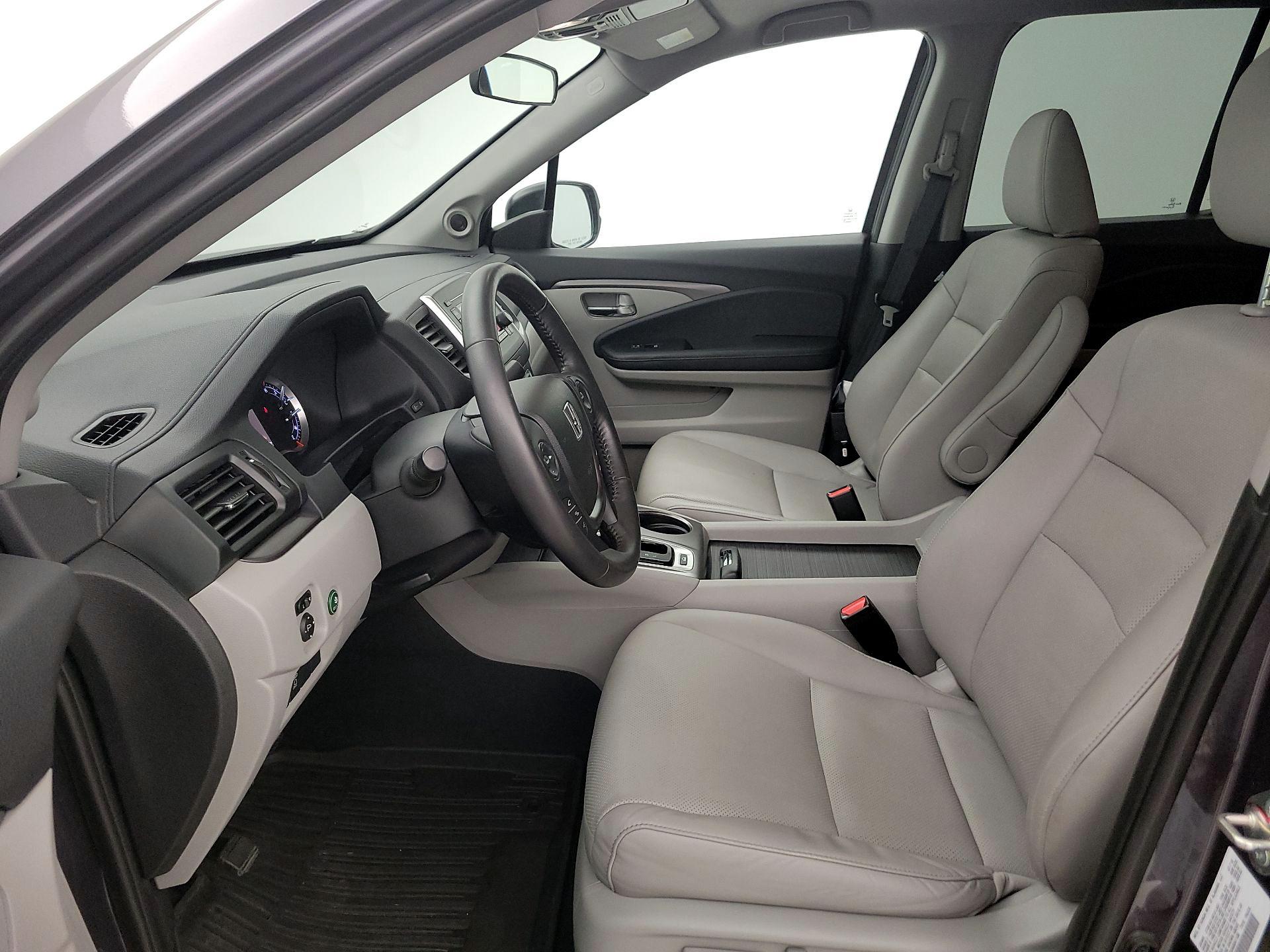 Thumbnail: 2019 Honda Ridgeline - 11