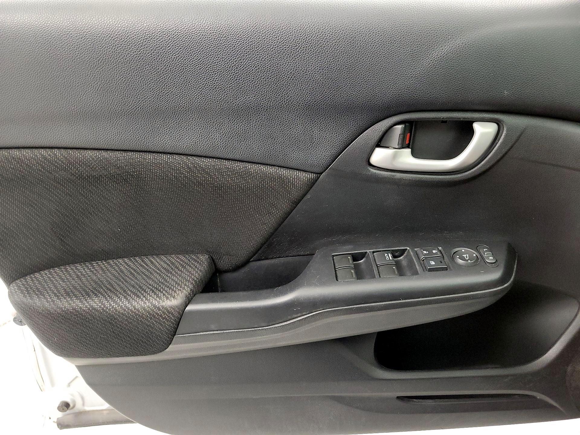 Thumbnail: 2013 Honda Civic - 12