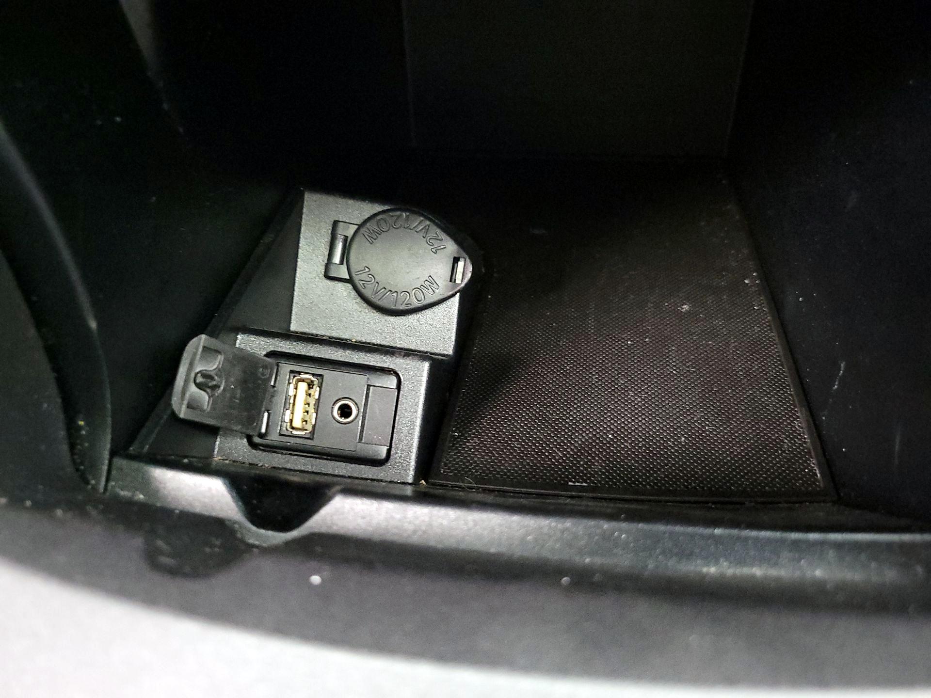Thumbnail: 2017 Toyota Camry - 17