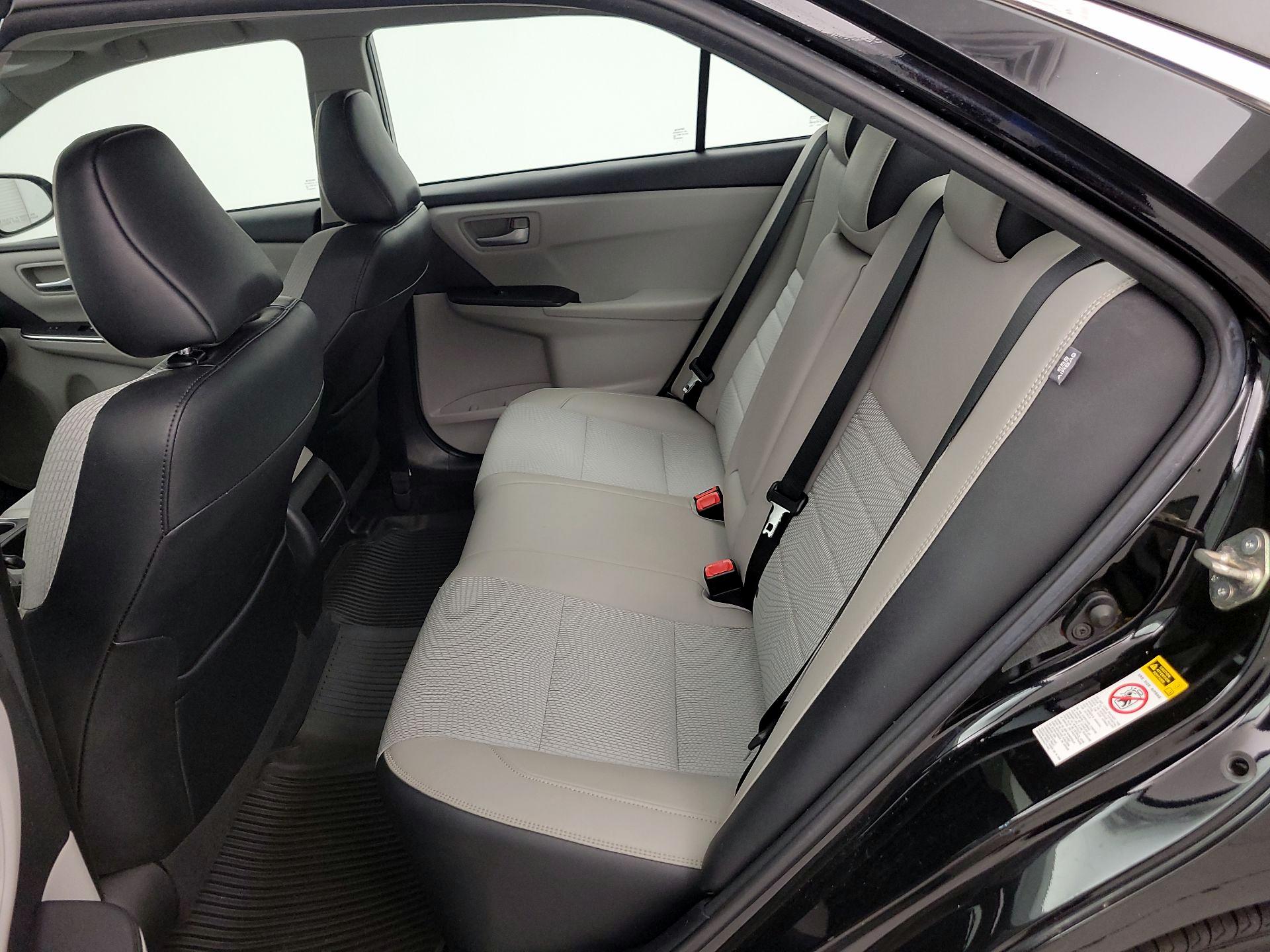 Thumbnail: 2017 Toyota Camry - 19