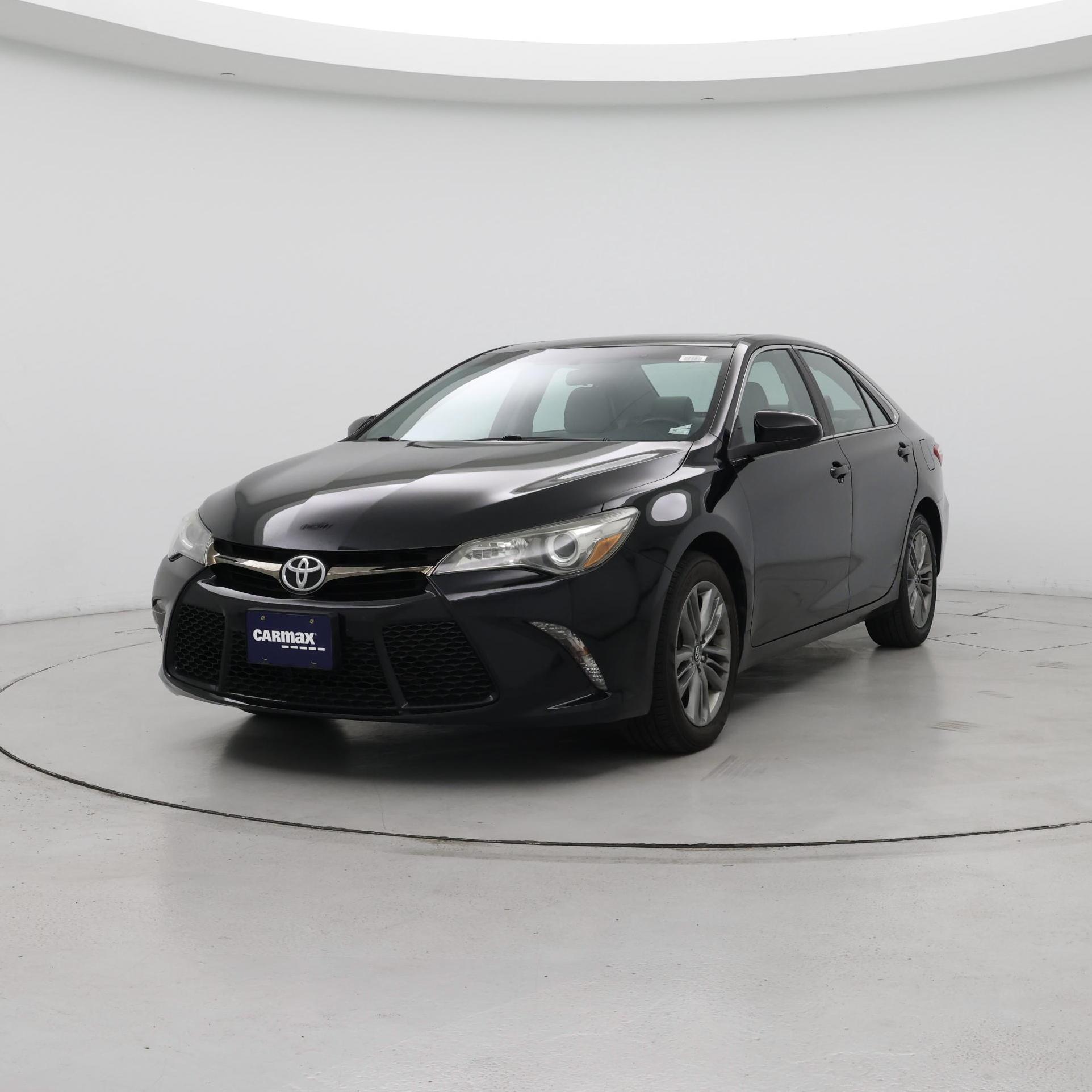 Thumbnail: 2017 Toyota Camry - 4