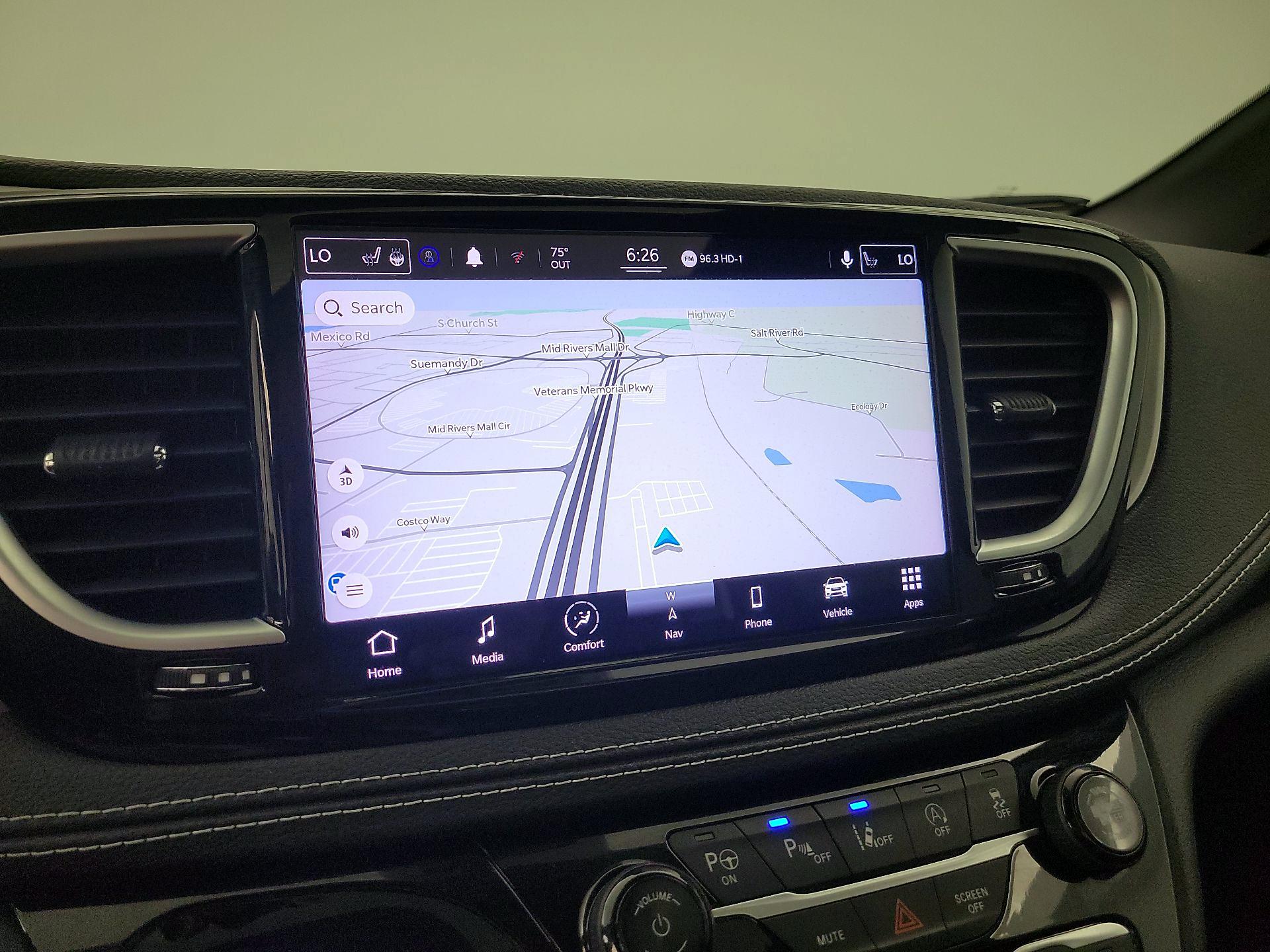 Thumbnail: 2021 Chrysler Pacifica - 14