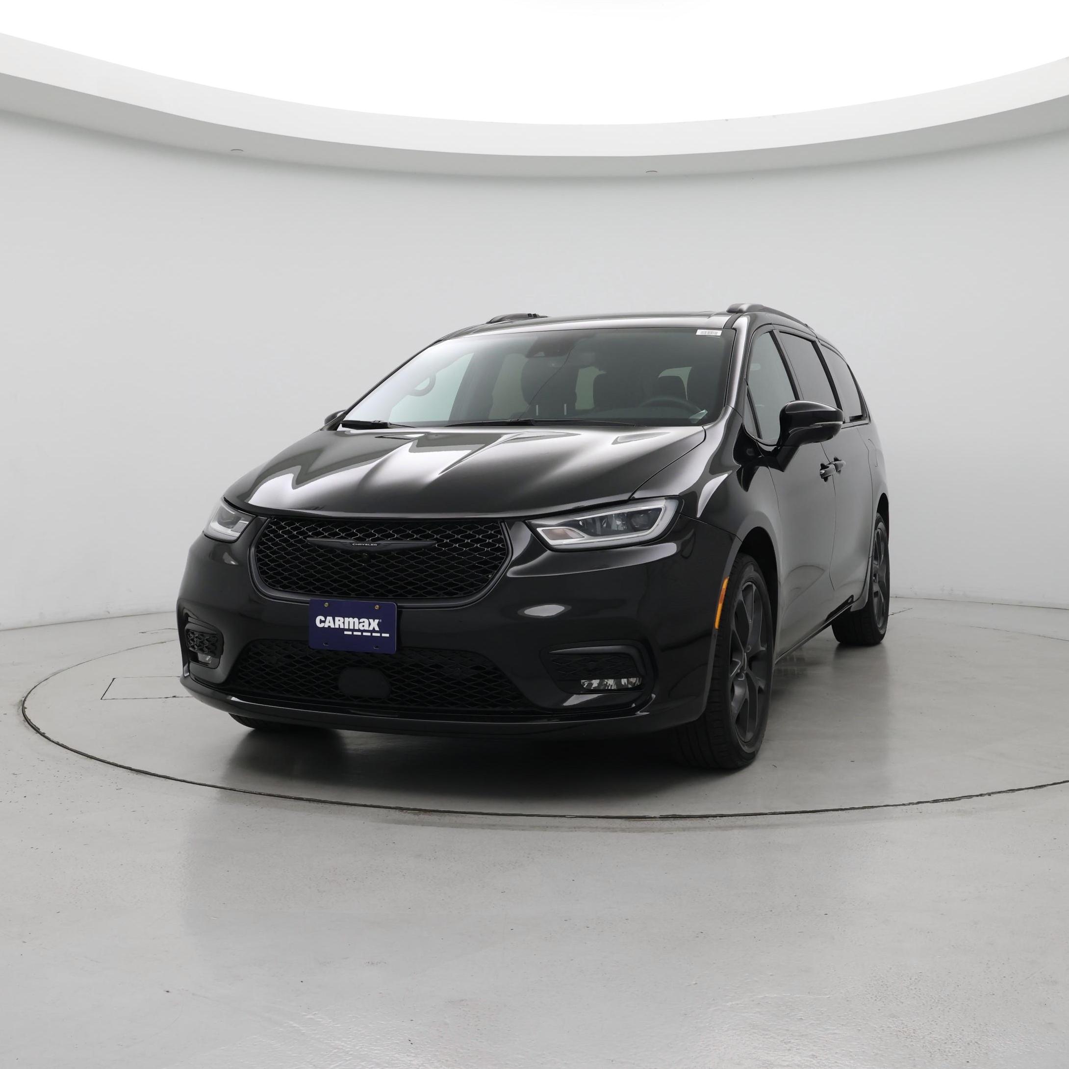 Thumbnail: 2021 Chrysler Pacifica - 4