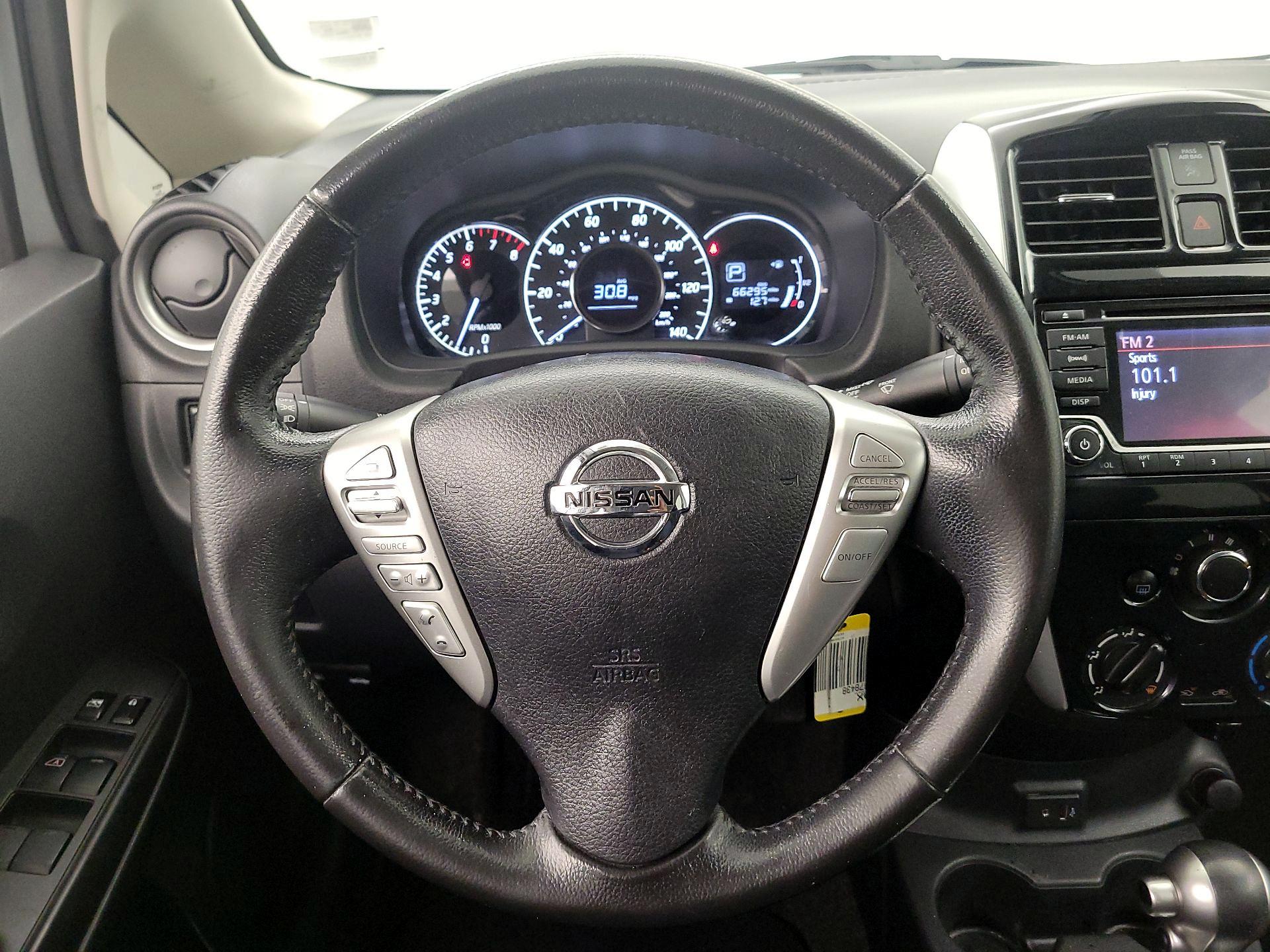 Thumbnail: 2017 Nissan Versa Note - 10