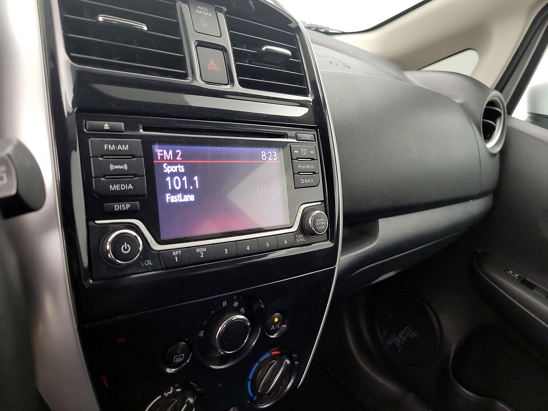 Thumbnail: 2017 Nissan Versa Note - 15