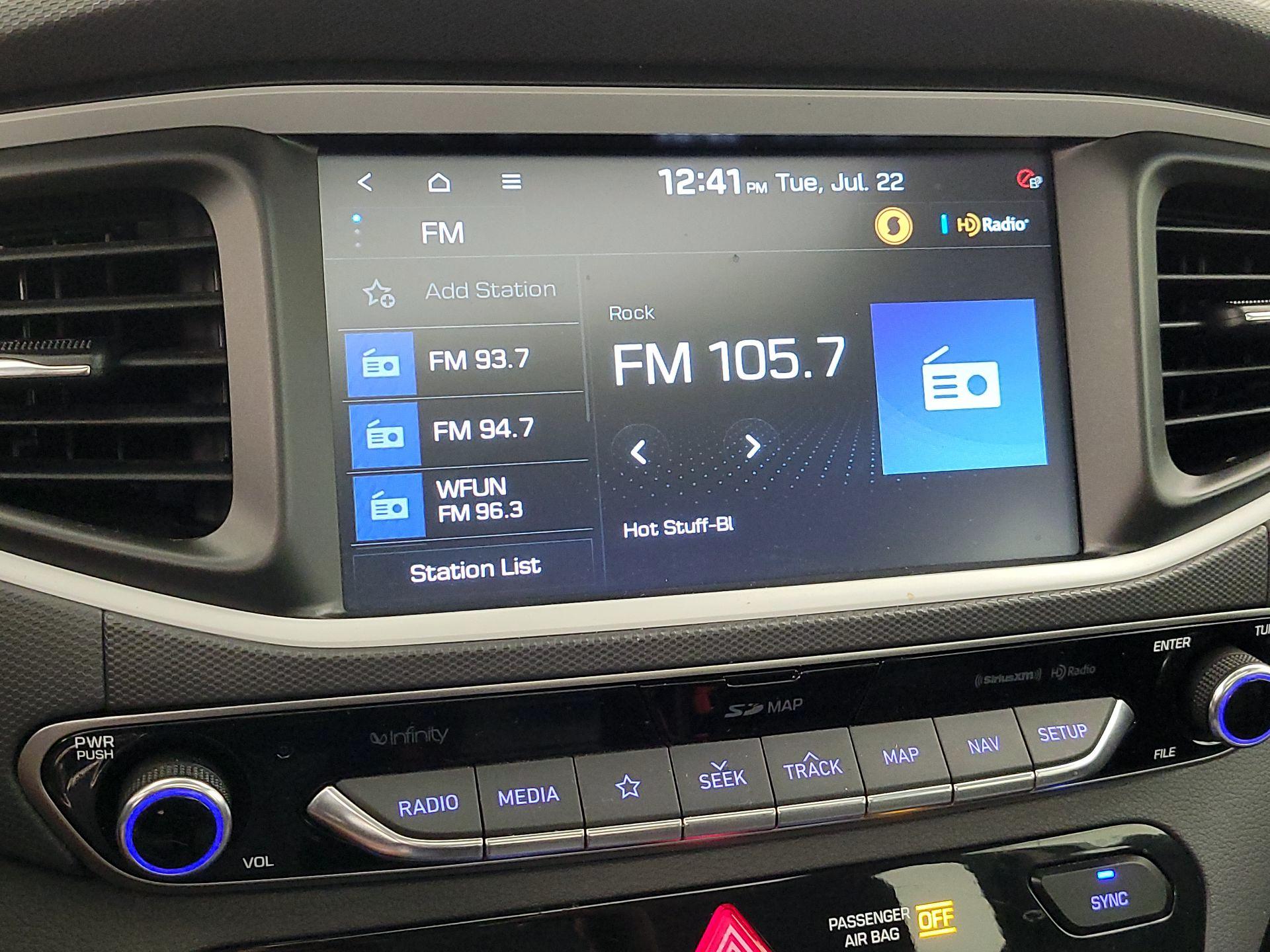 Thumbnail: 2019 Hyundai Ioniq - 16