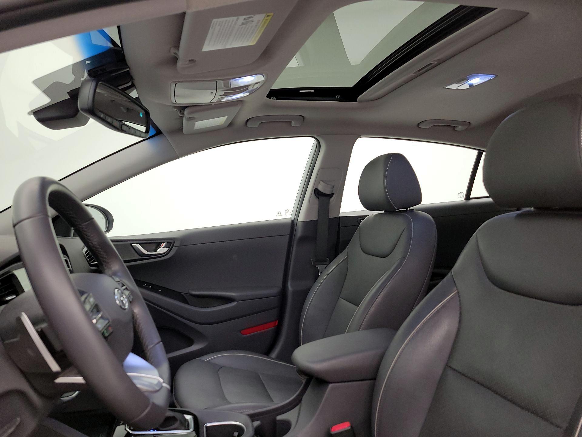 Thumbnail: 2019 Hyundai Ioniq - 20