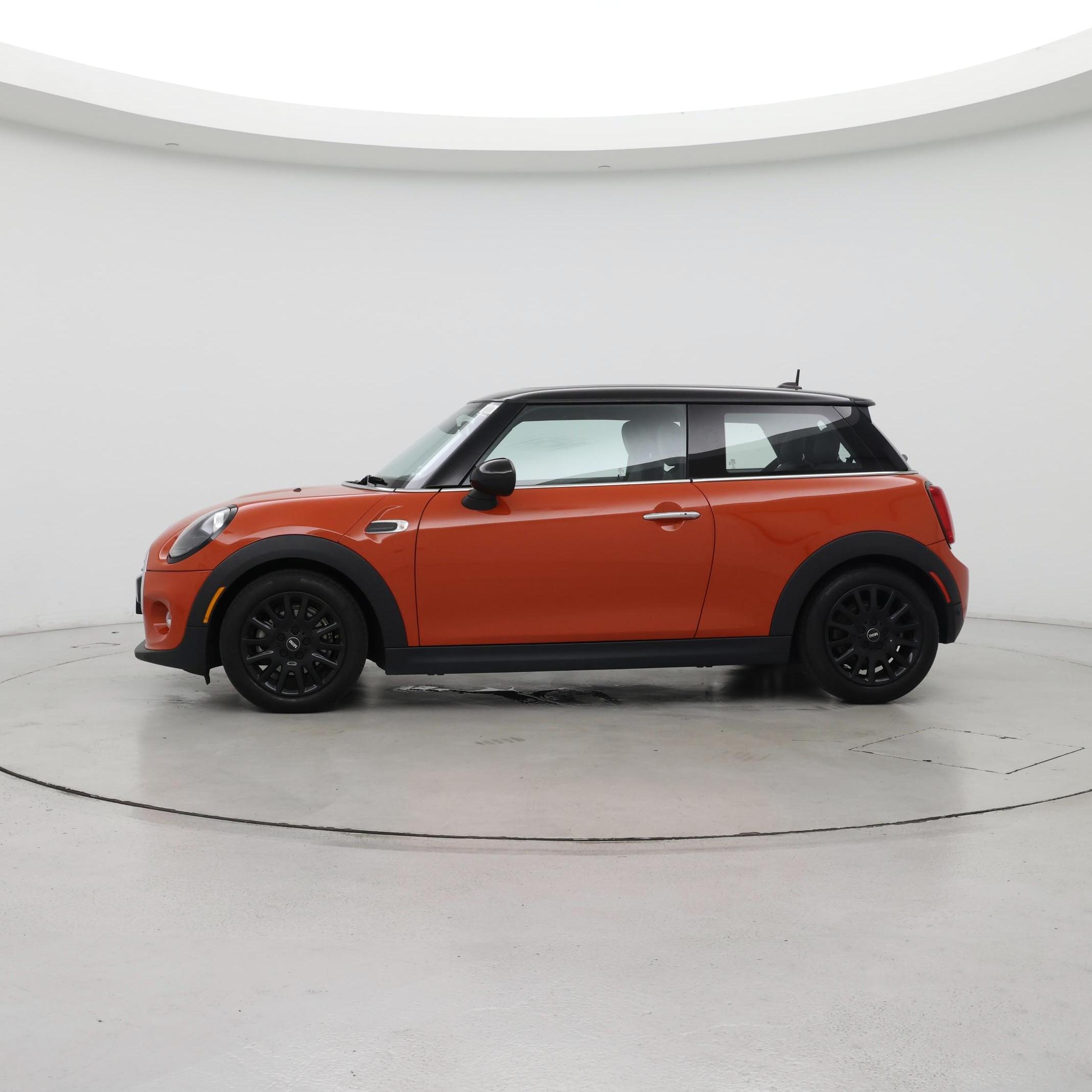 Thumbnail: 2019 MINI Cooper Hardtop - 3