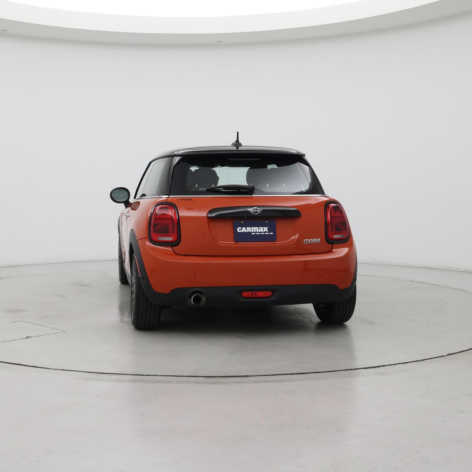 Thumbnail: 2019 MINI Cooper Hardtop - 6