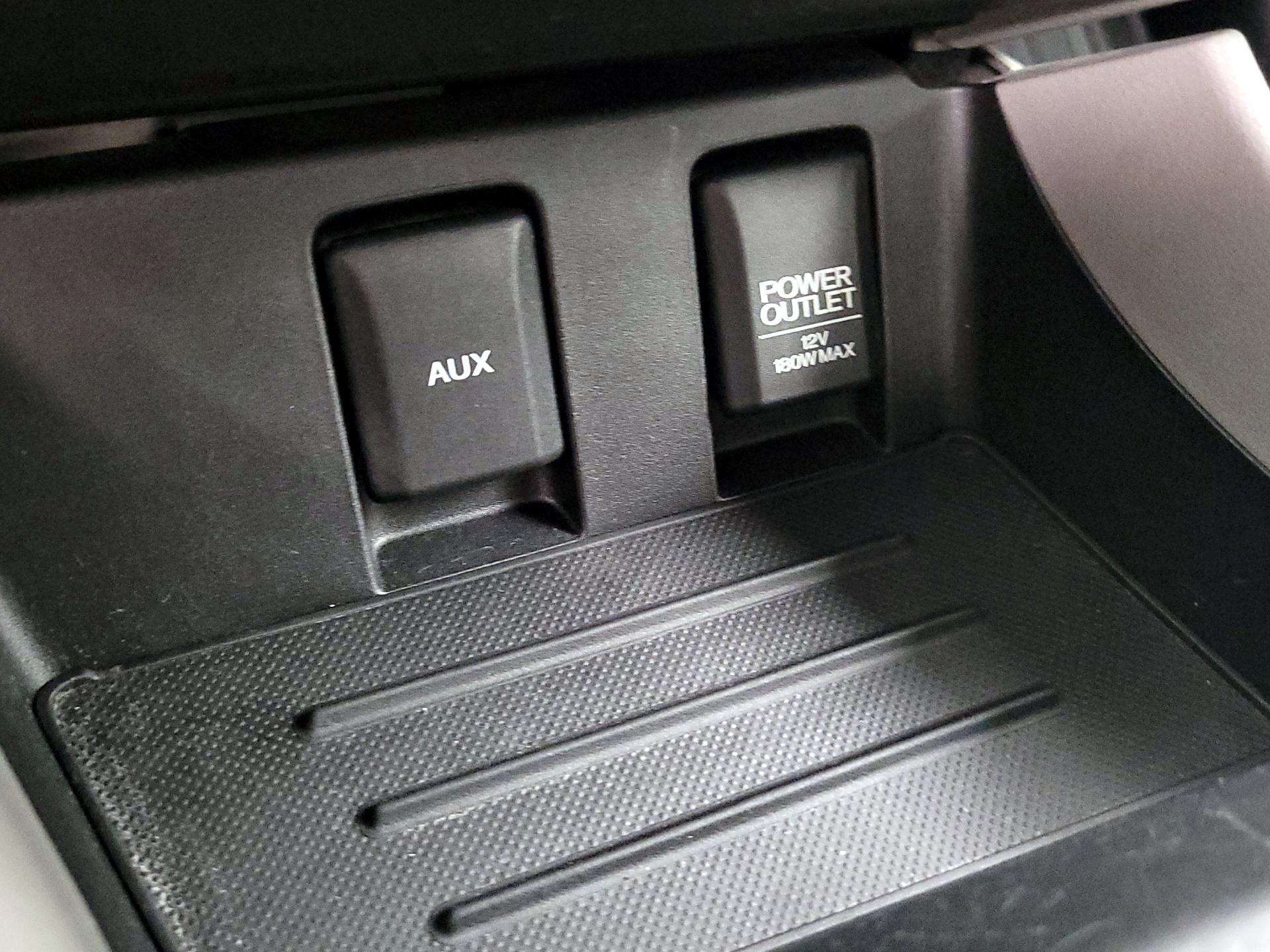 Thumbnail: 2014 Honda Civic - 18
