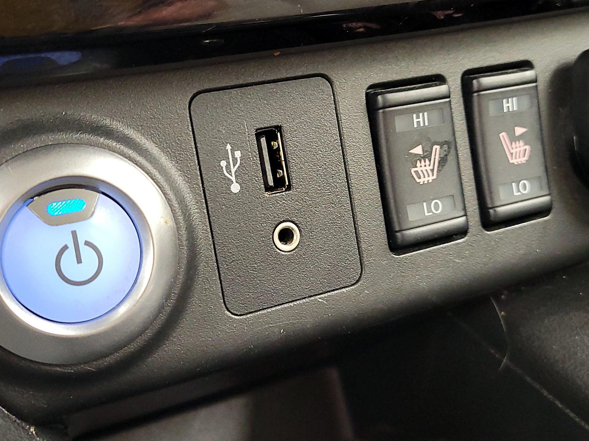 Thumbnail: 2018 Nissan Leaf - 19
