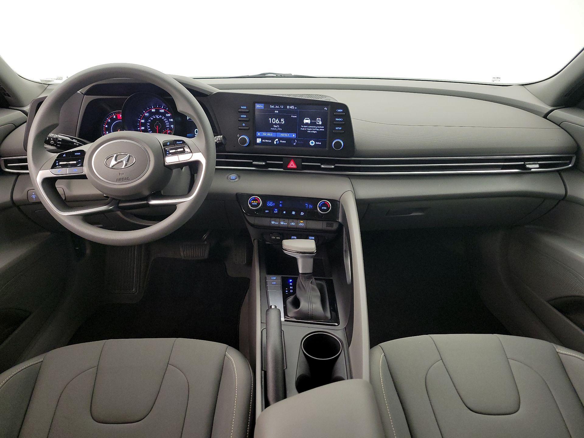 Thumbnail: 2023 Hyundai Elantra - 9