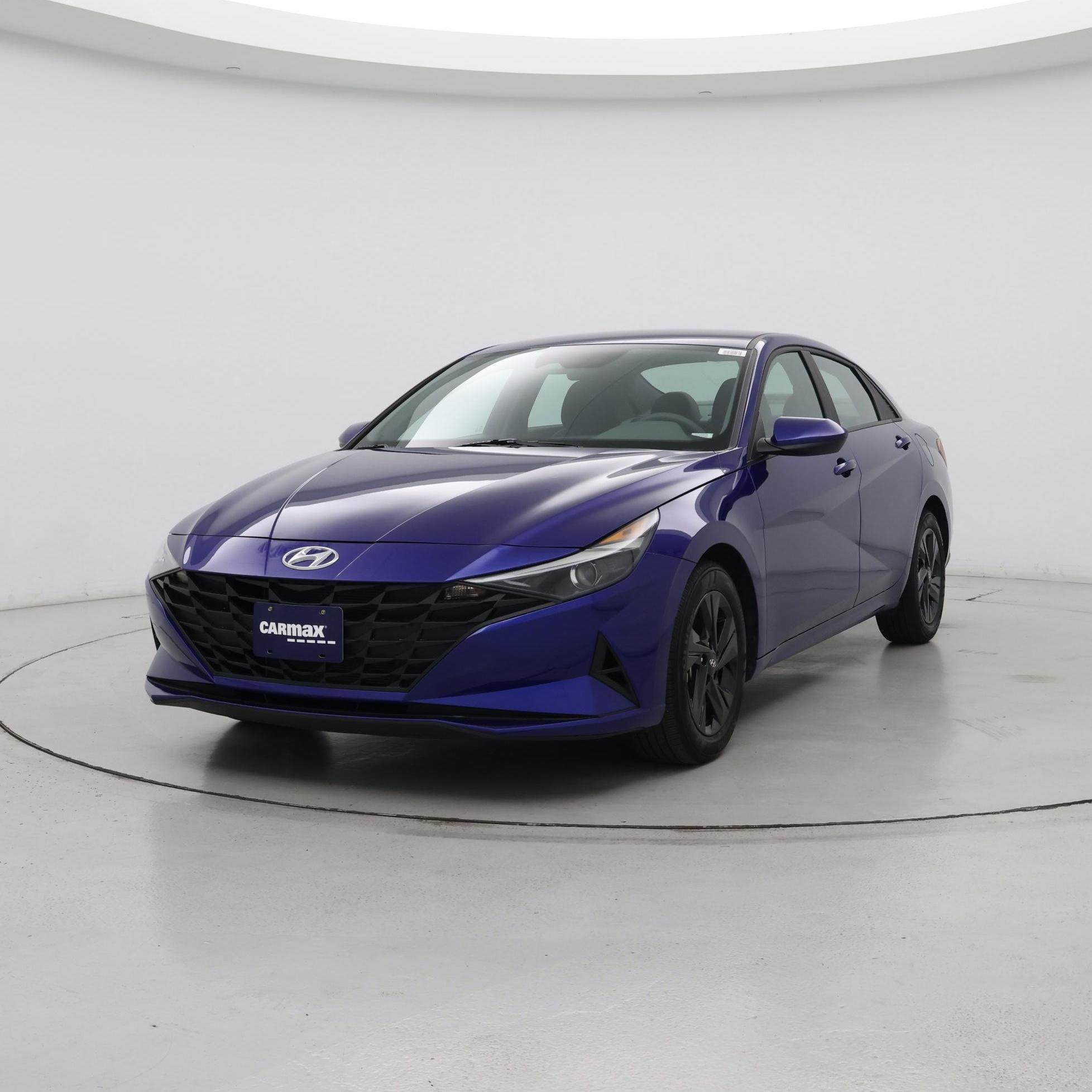 Thumbnail: 2023 Hyundai Elantra - 4