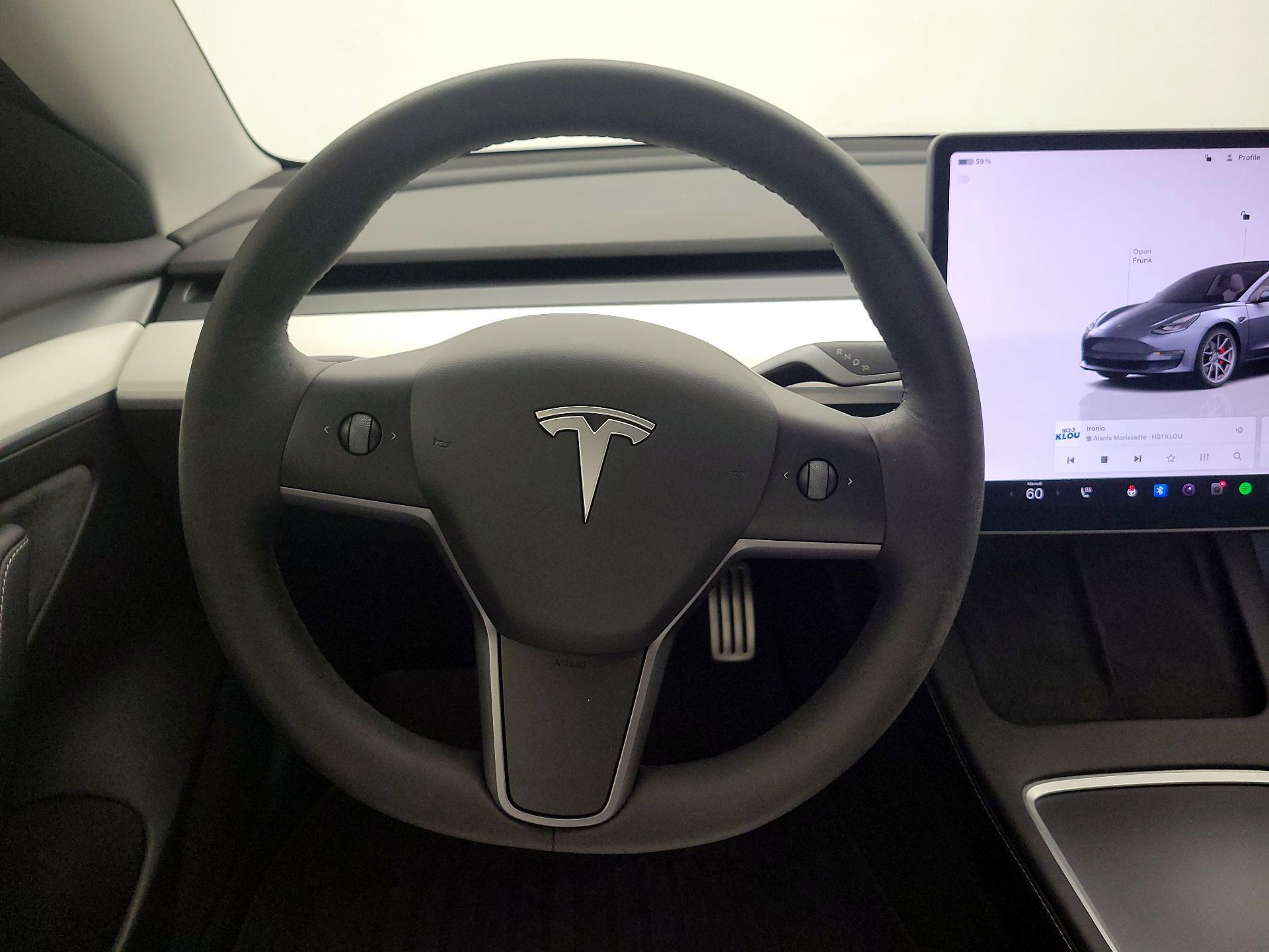Thumbnail: 2022 Tesla Model 3 - 10