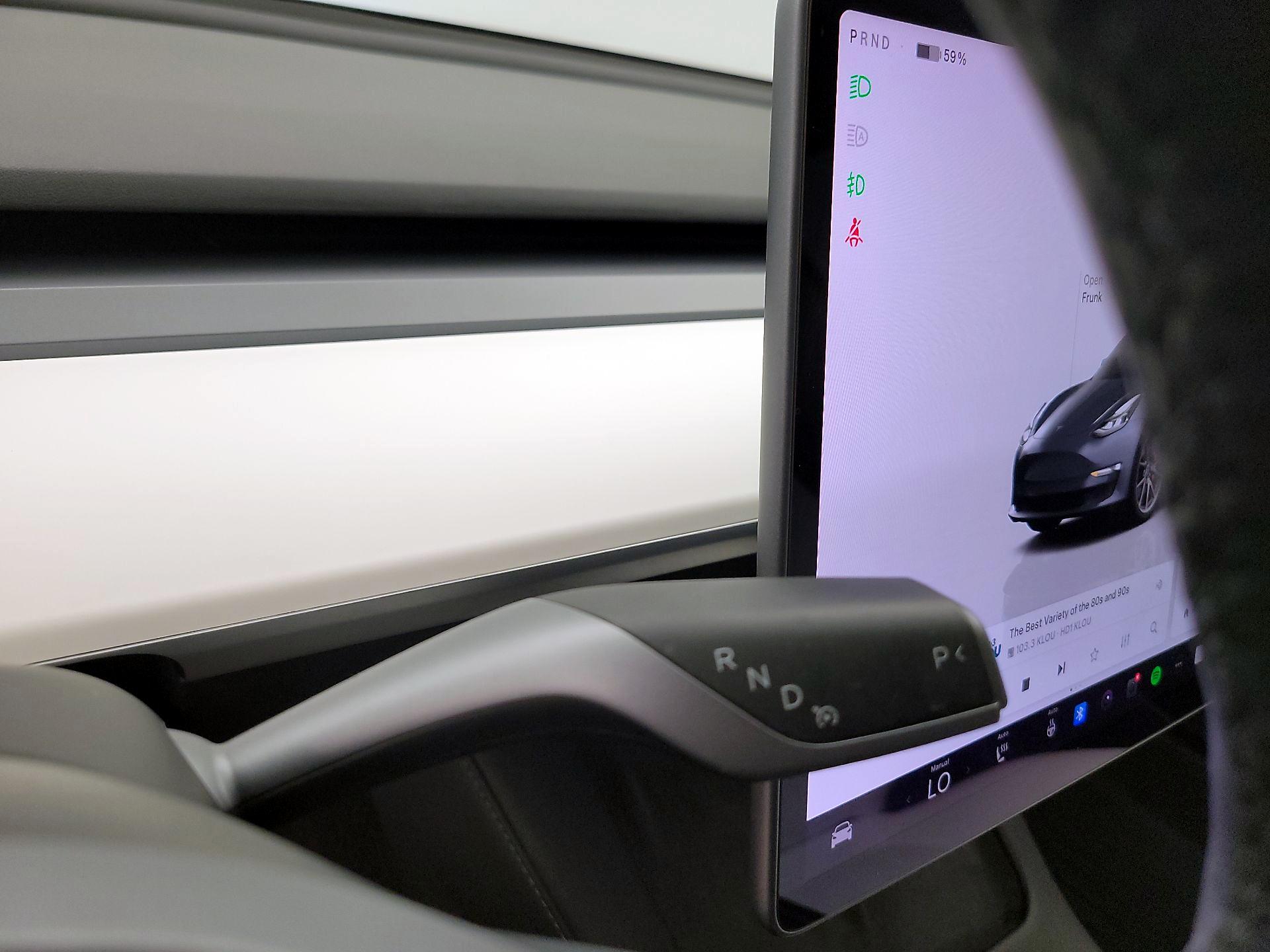 Thumbnail: 2022 Tesla Model 3 - 16