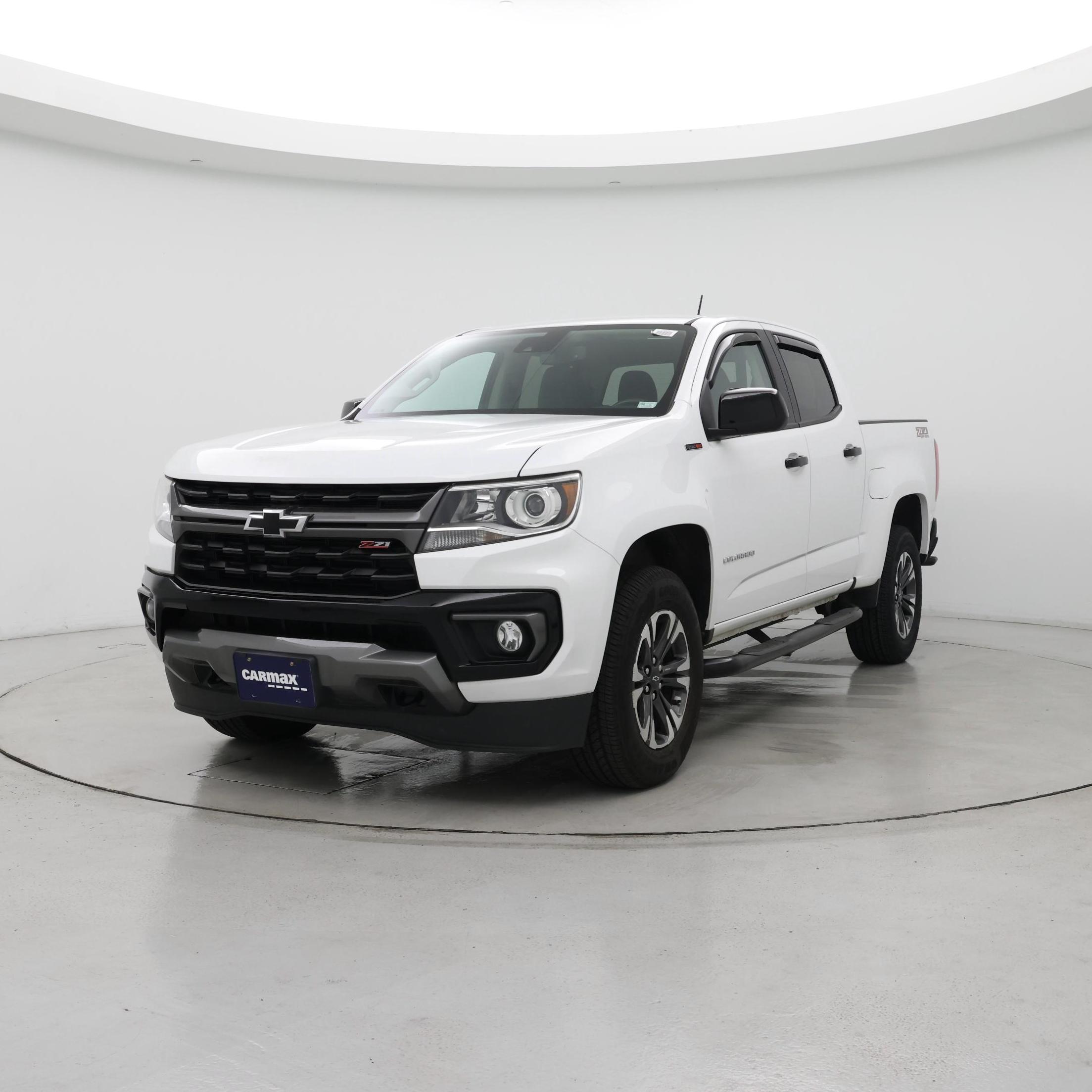 Thumbnail: 2022 Chevrolet Colorado - 4