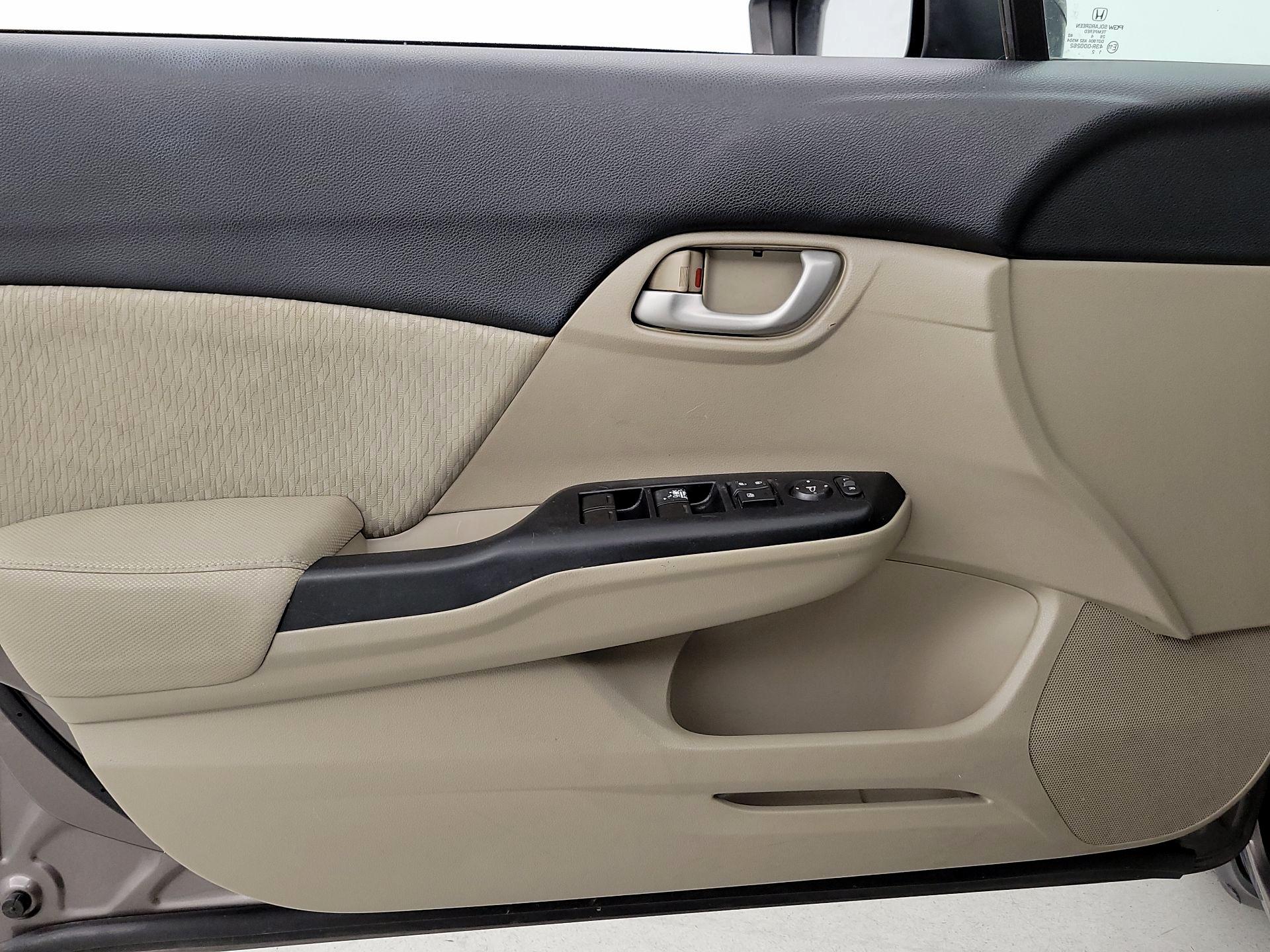 Thumbnail: 2014 Honda Civic - 12