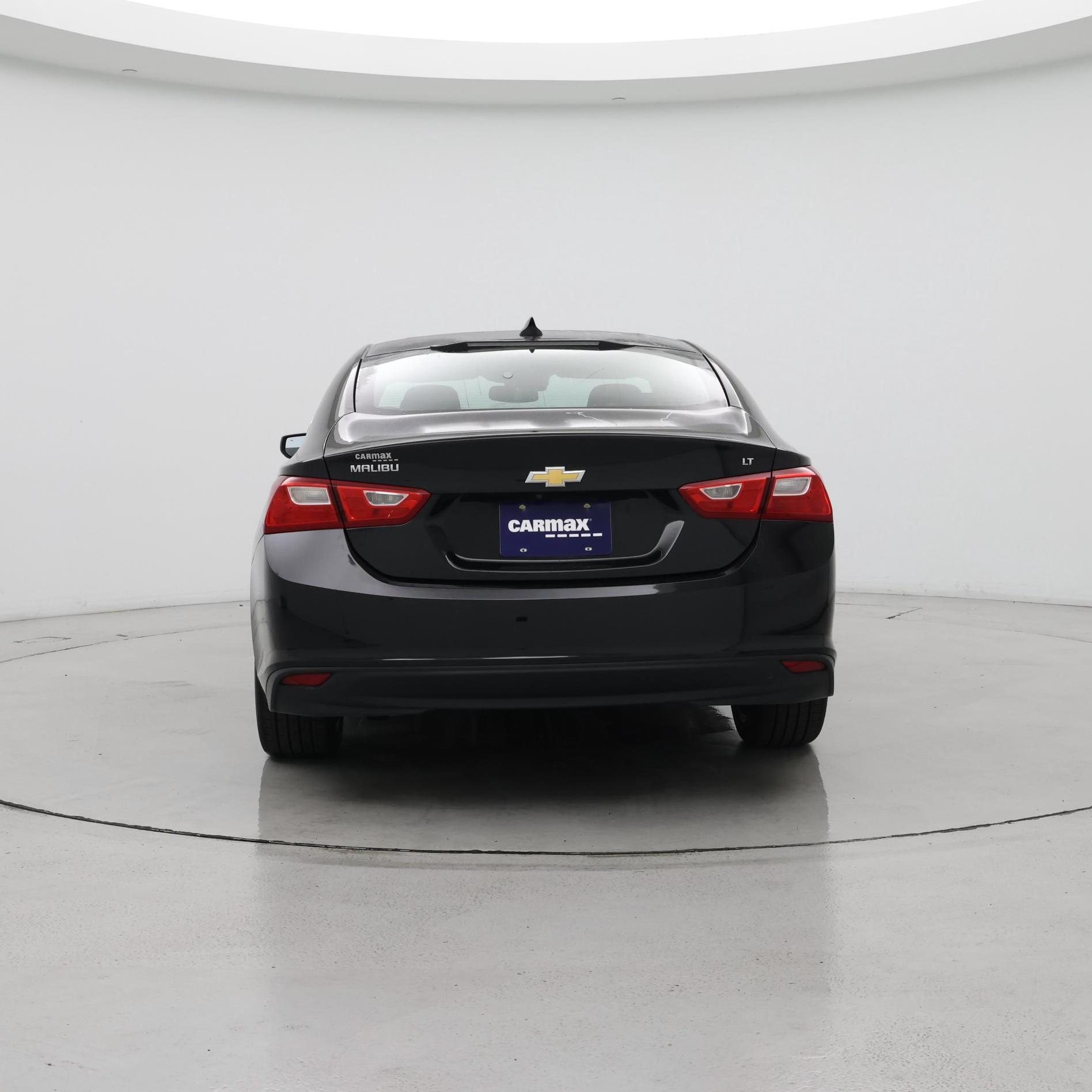 Thumbnail: 2018 Chevrolet Malibu - 6