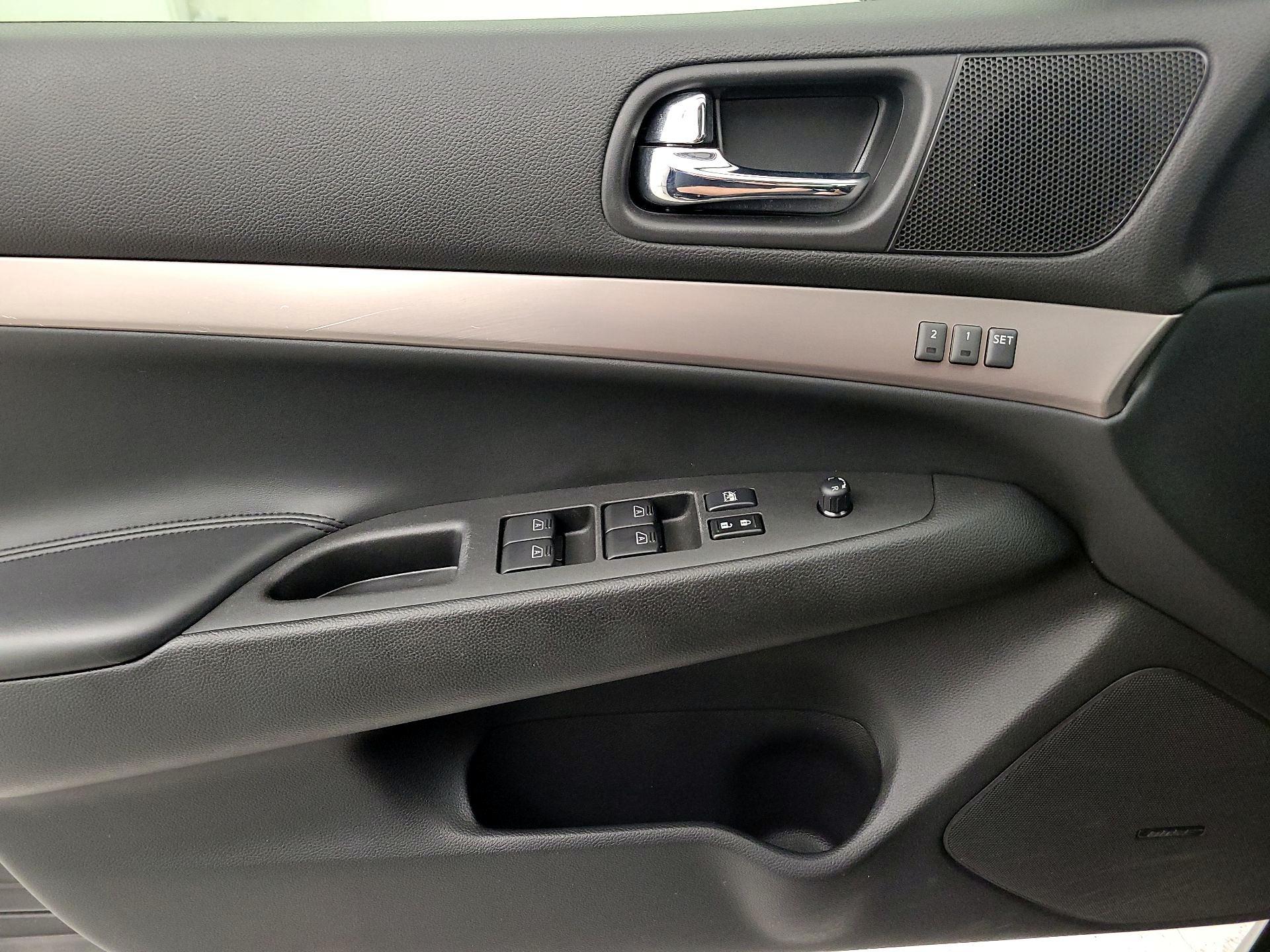 Thumbnail: 2013 INFINITI G37 - 12