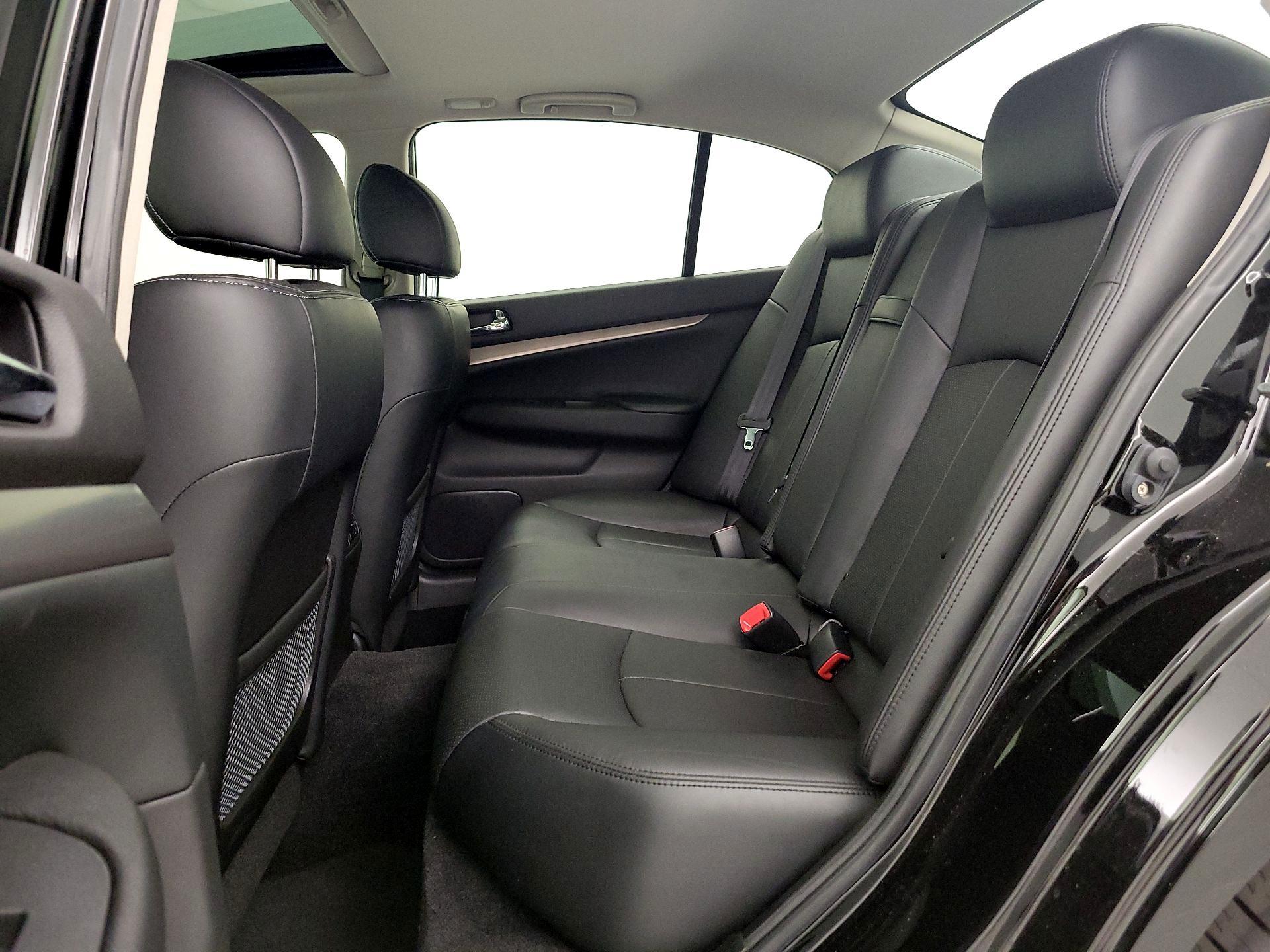 Thumbnail: 2013 INFINITI G37 - 20