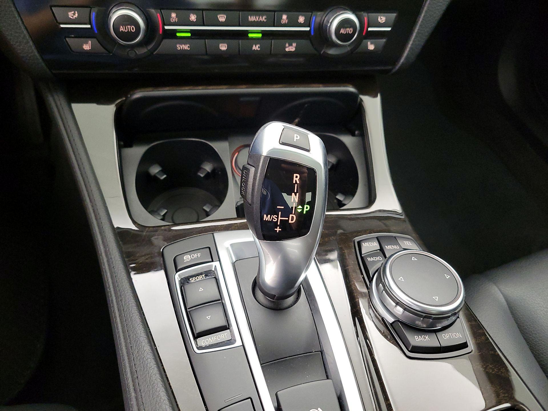 Thumbnail: 2015 BMW 5 Series - 18
