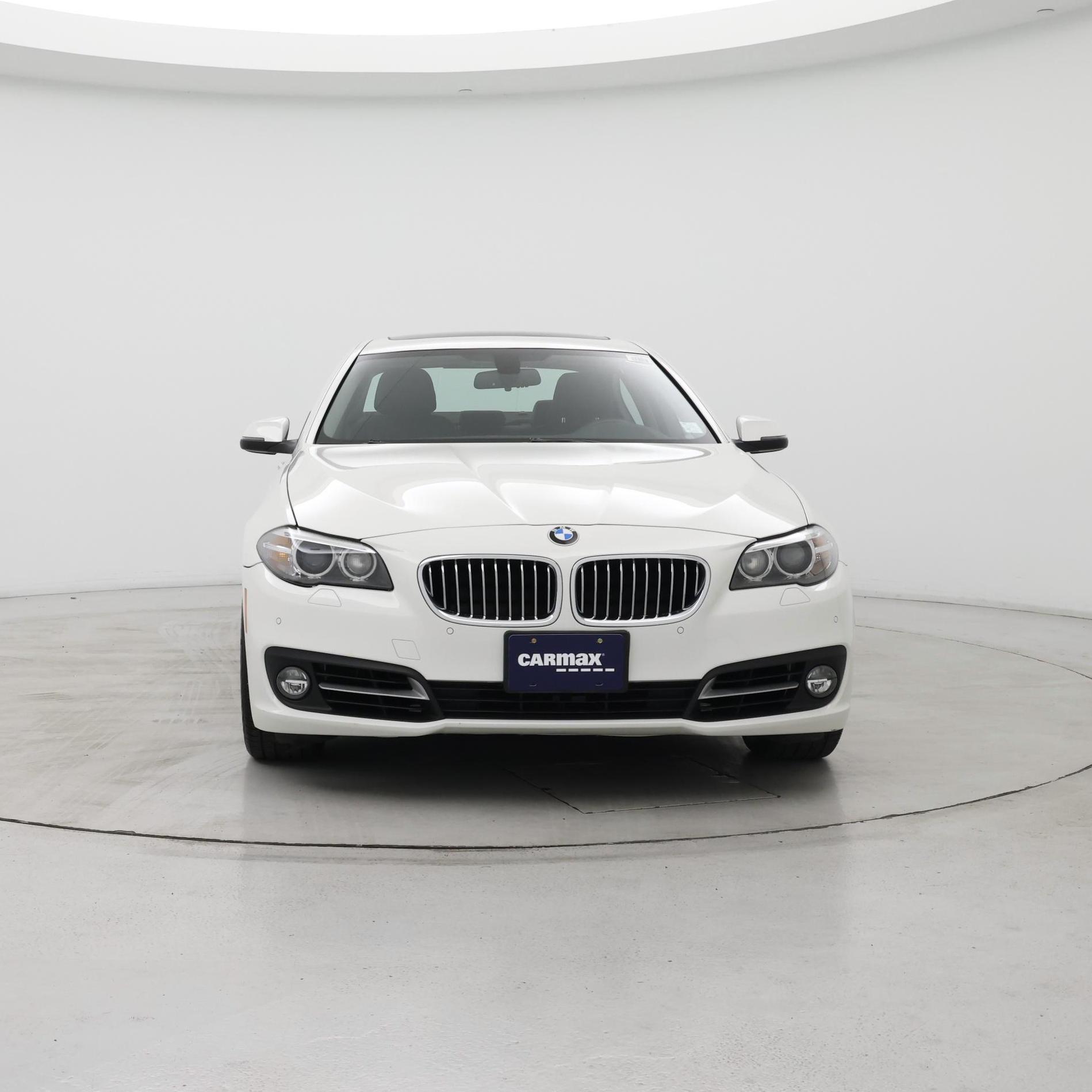 Thumbnail: 2015 BMW 5 Series - 5