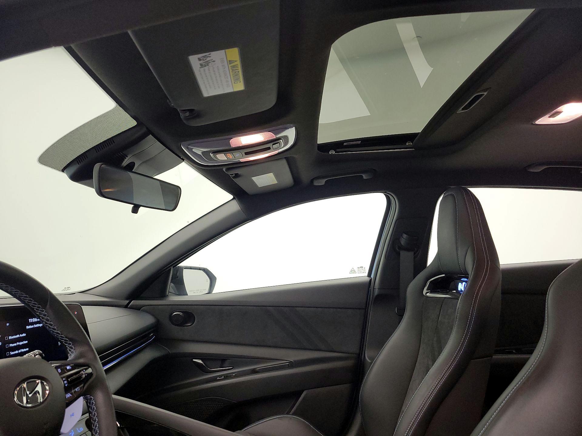 Thumbnail: 2022 Hyundai Elantra - 19