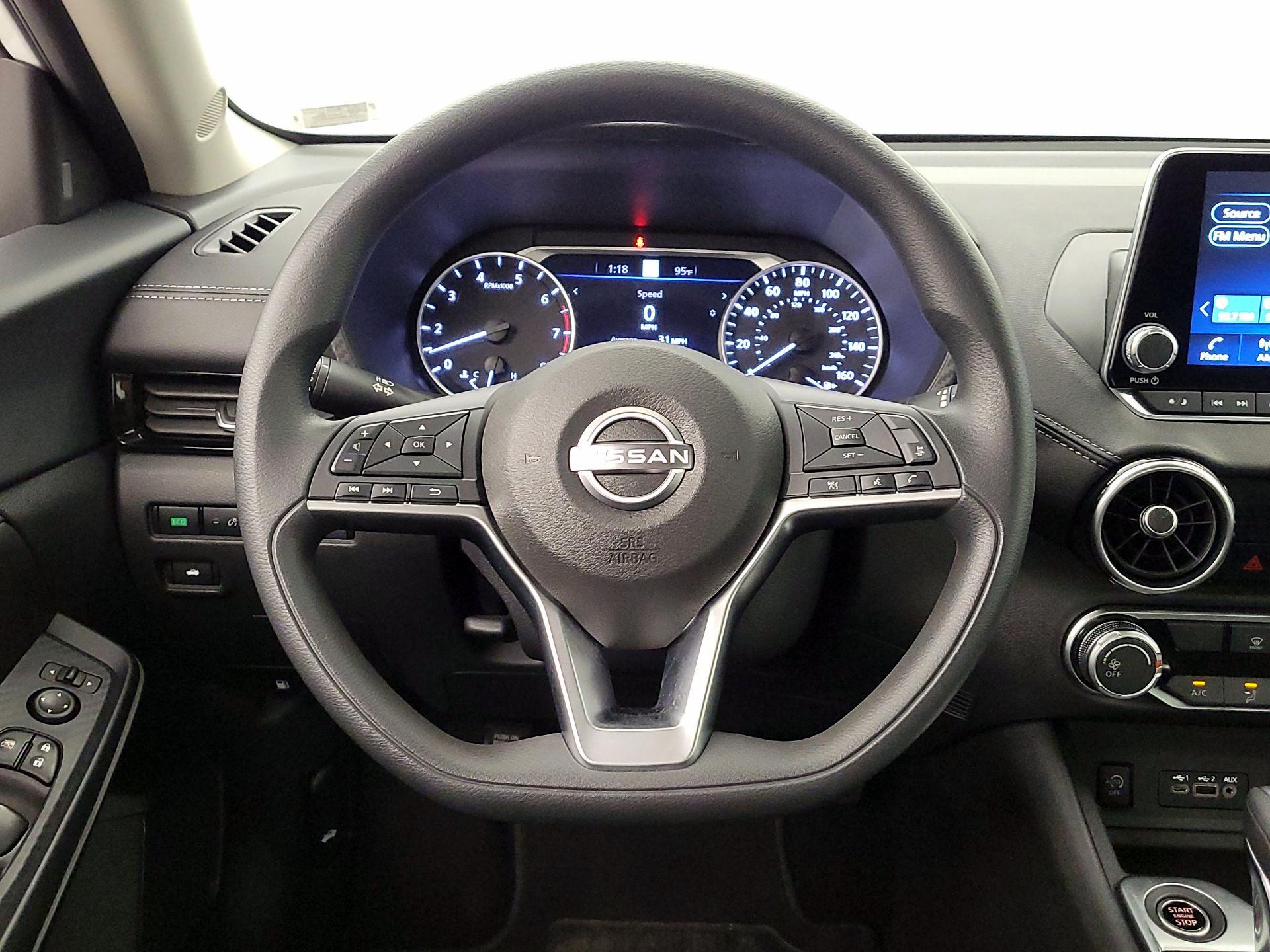 Thumbnail: 2024 Nissan Sentra - 10