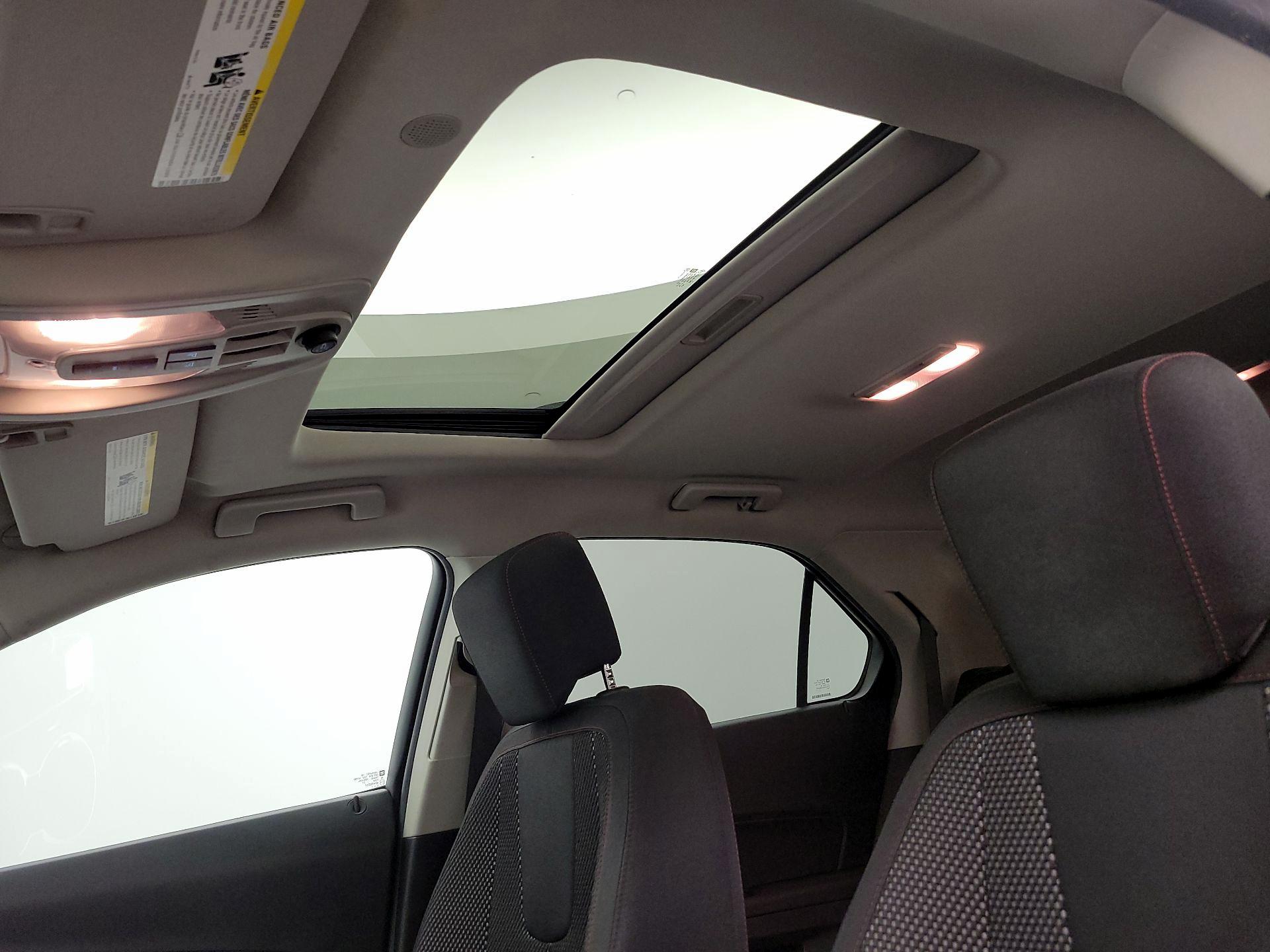 Thumbnail: 2016 Chevrolet Equinox - 19