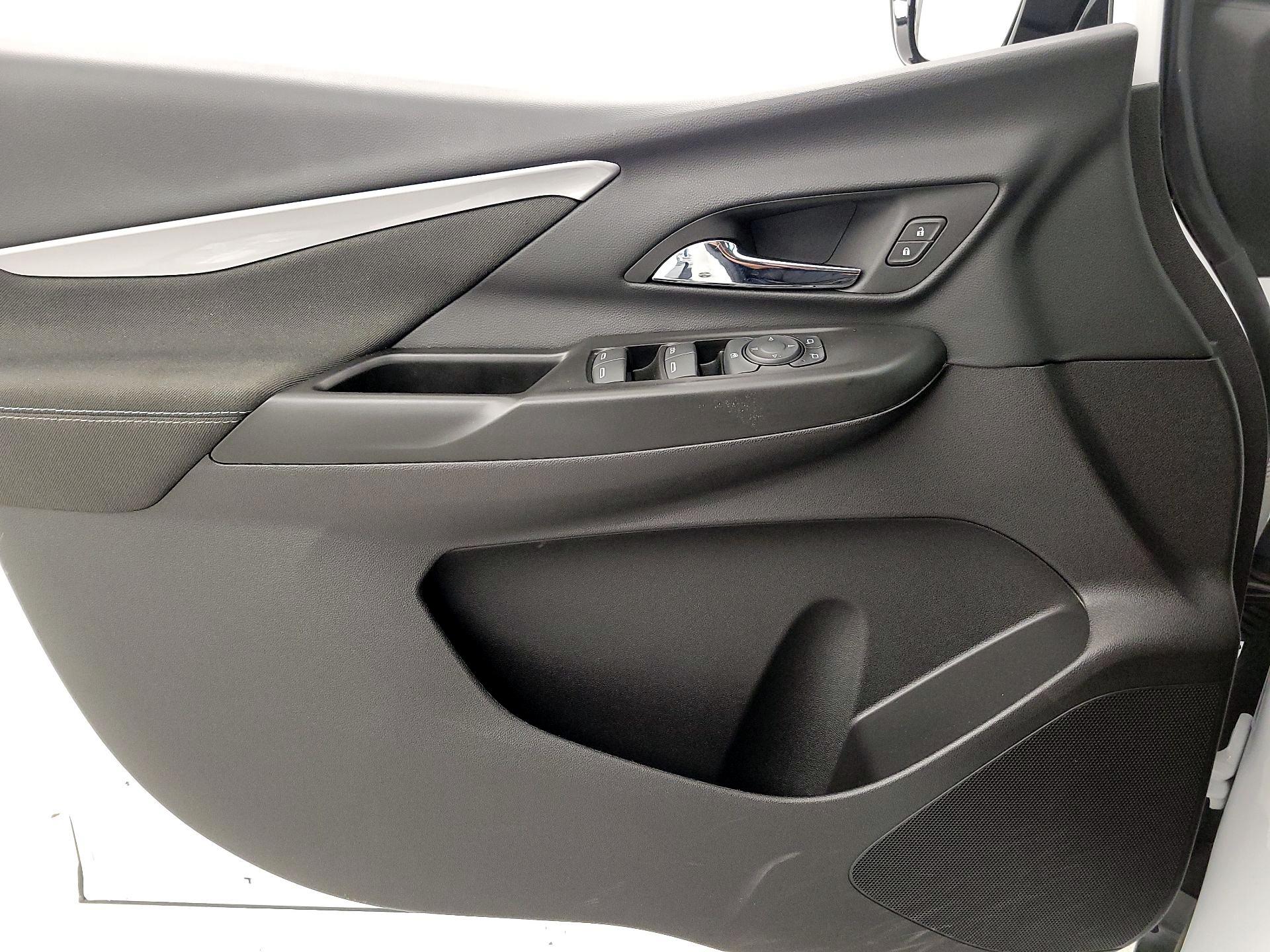 Thumbnail: 2023 Chevrolet Bolt EV - 12