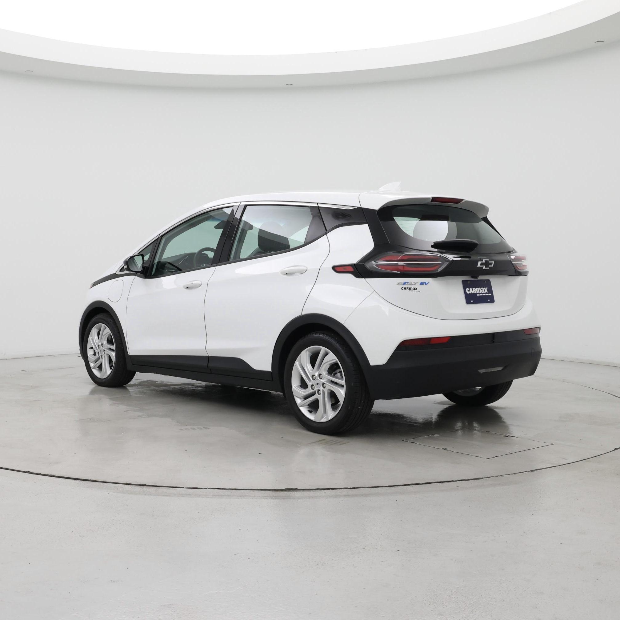 Thumbnail: 2023 Chevrolet Bolt EV - 2