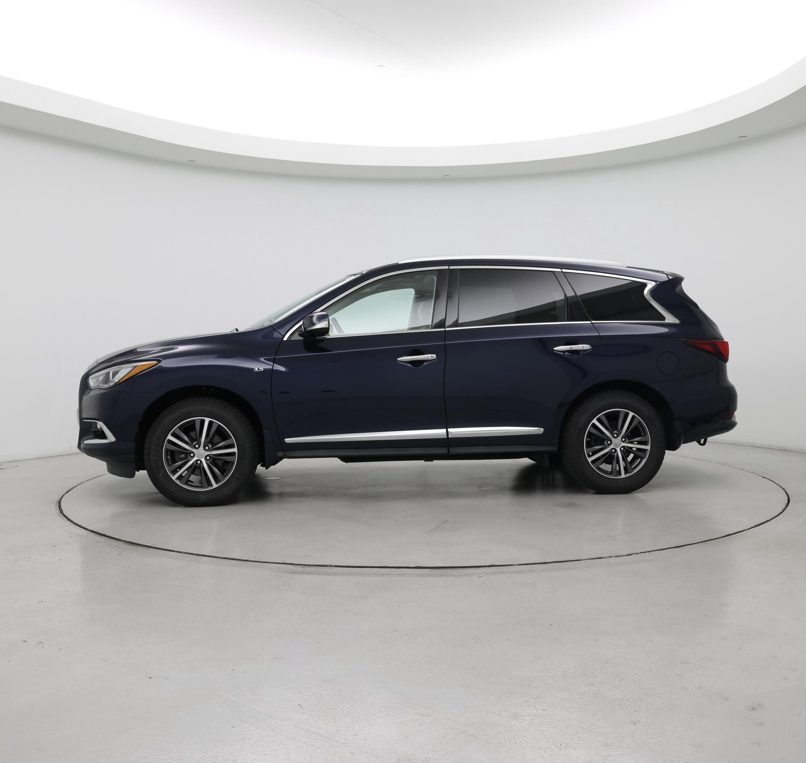 Thumbnail: 2017 INFINITI QX60 - 3