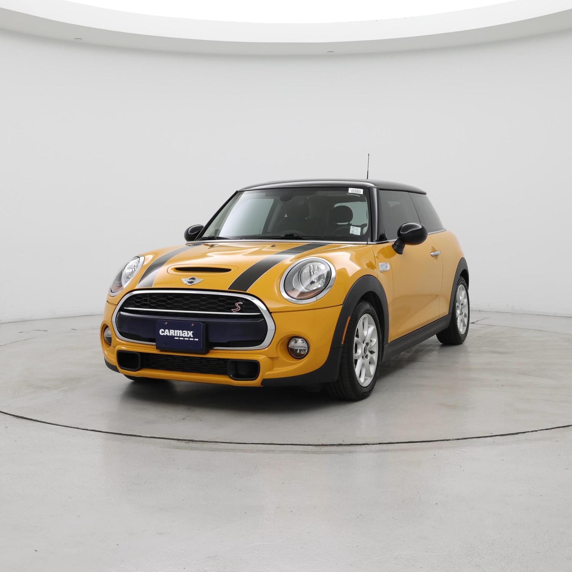 Thumbnail: 2015 MINI Cooper Hardtop - 4
