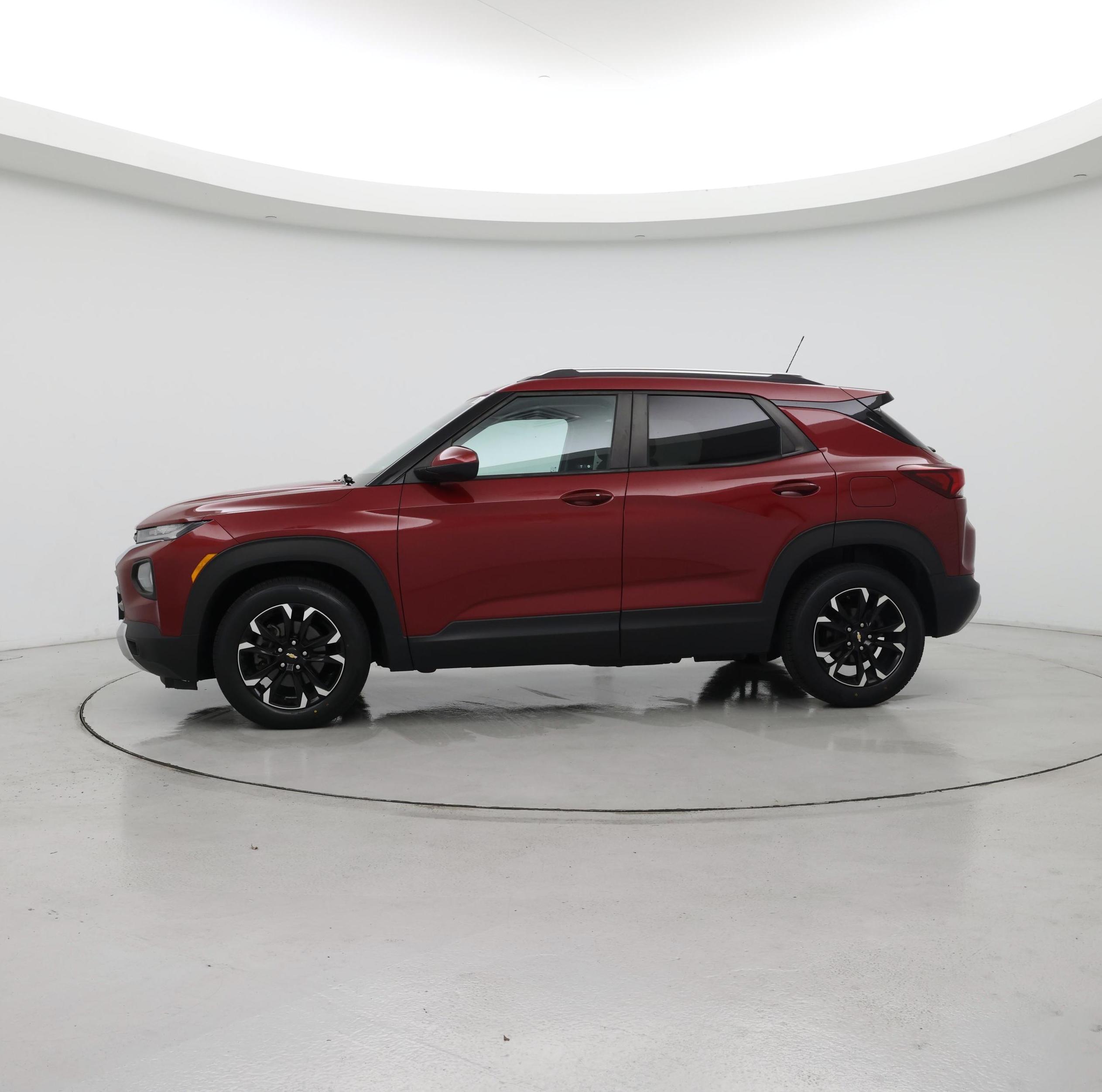 Thumbnail: 2021 Chevrolet TrailBlazer - 3
