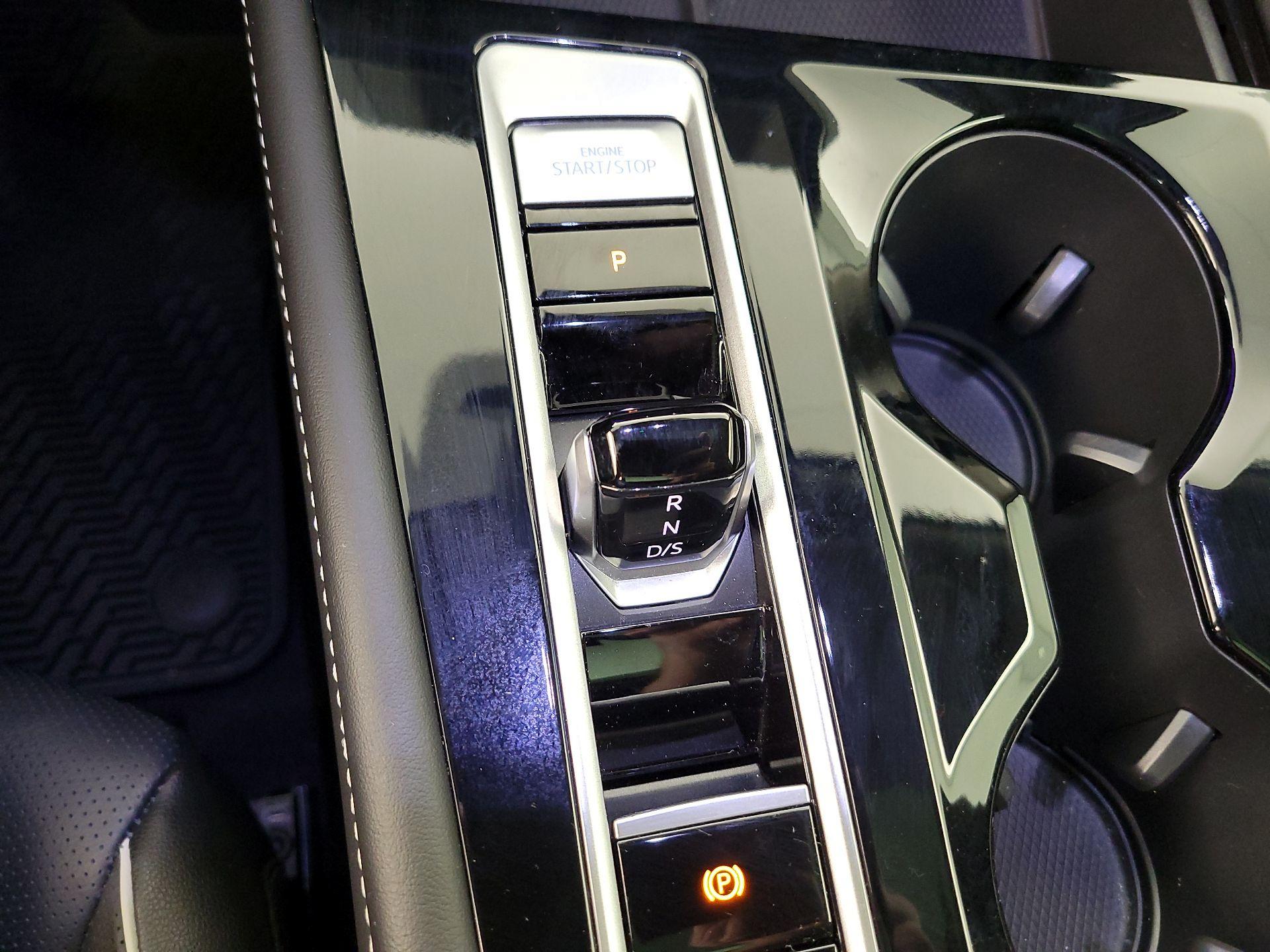 Thumbnail: 2024 Volkswagen Atlas - 18