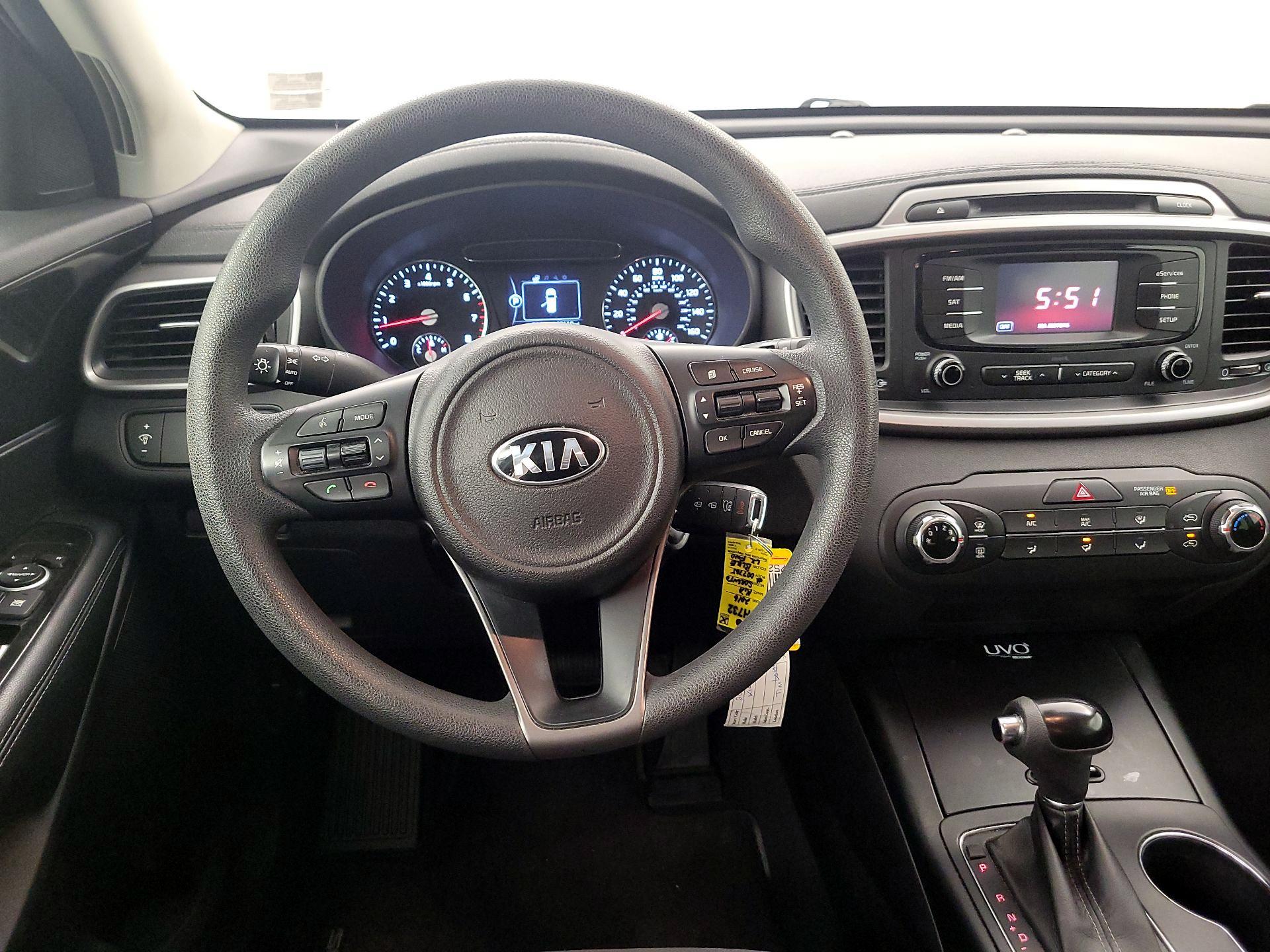 Thumbnail: 2016 Kia Sorento - 10